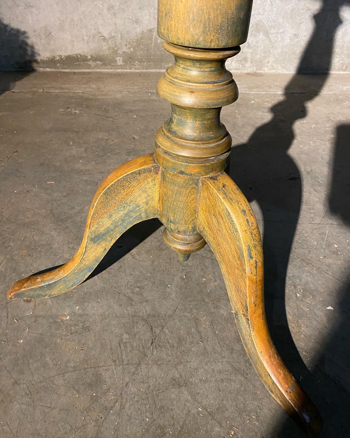 1830 Pine Candle Stand side table Canadiana | Scott Landon Antiques and Interiors.