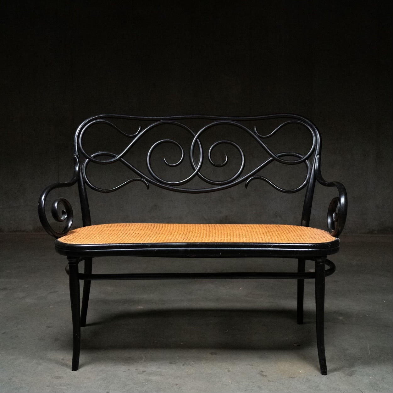 Benches & Stools
