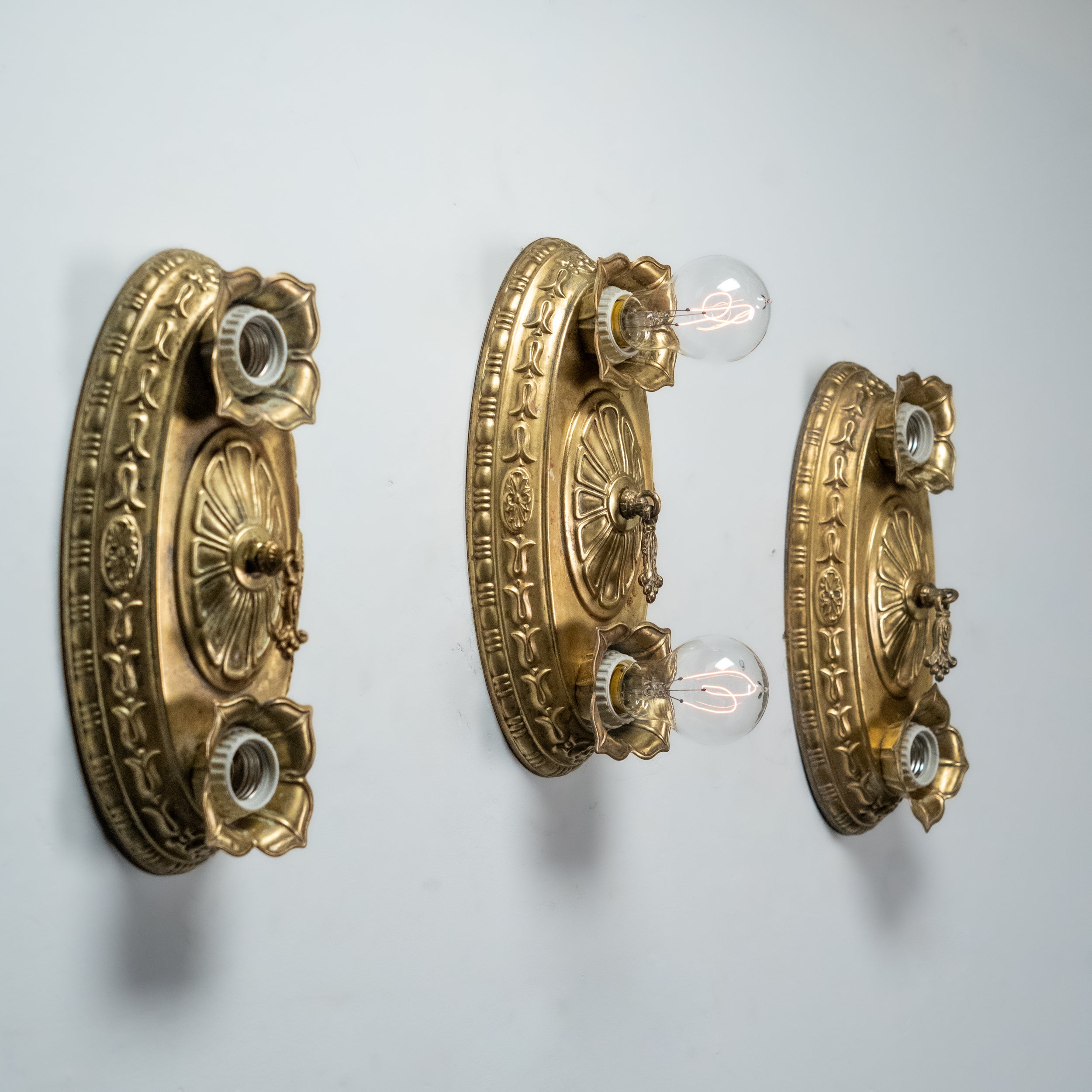 Early 20th Century Neoclassical Brass Double Arm Wall Sconce – Beaux Arts Lighting