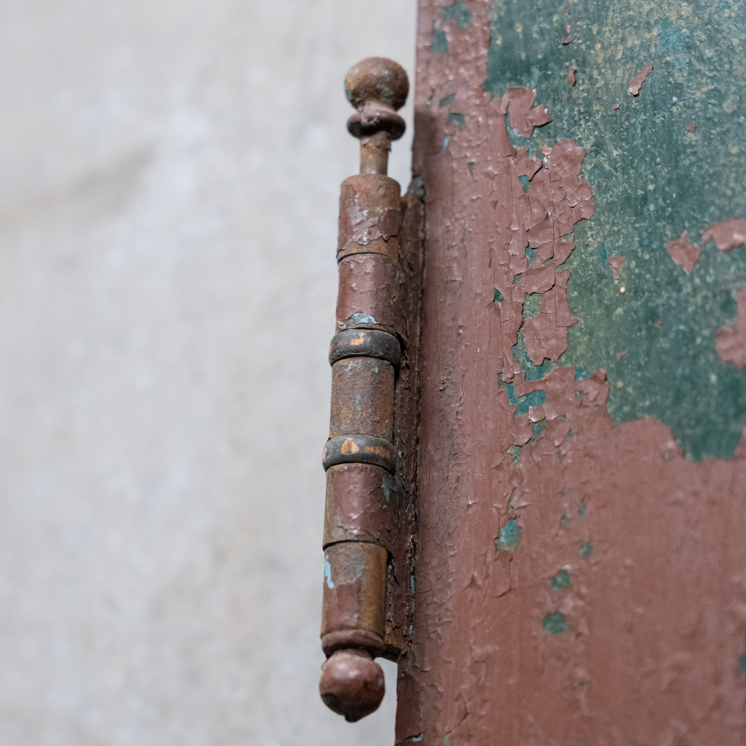 door | Scott Landon Antiques and Interiors.