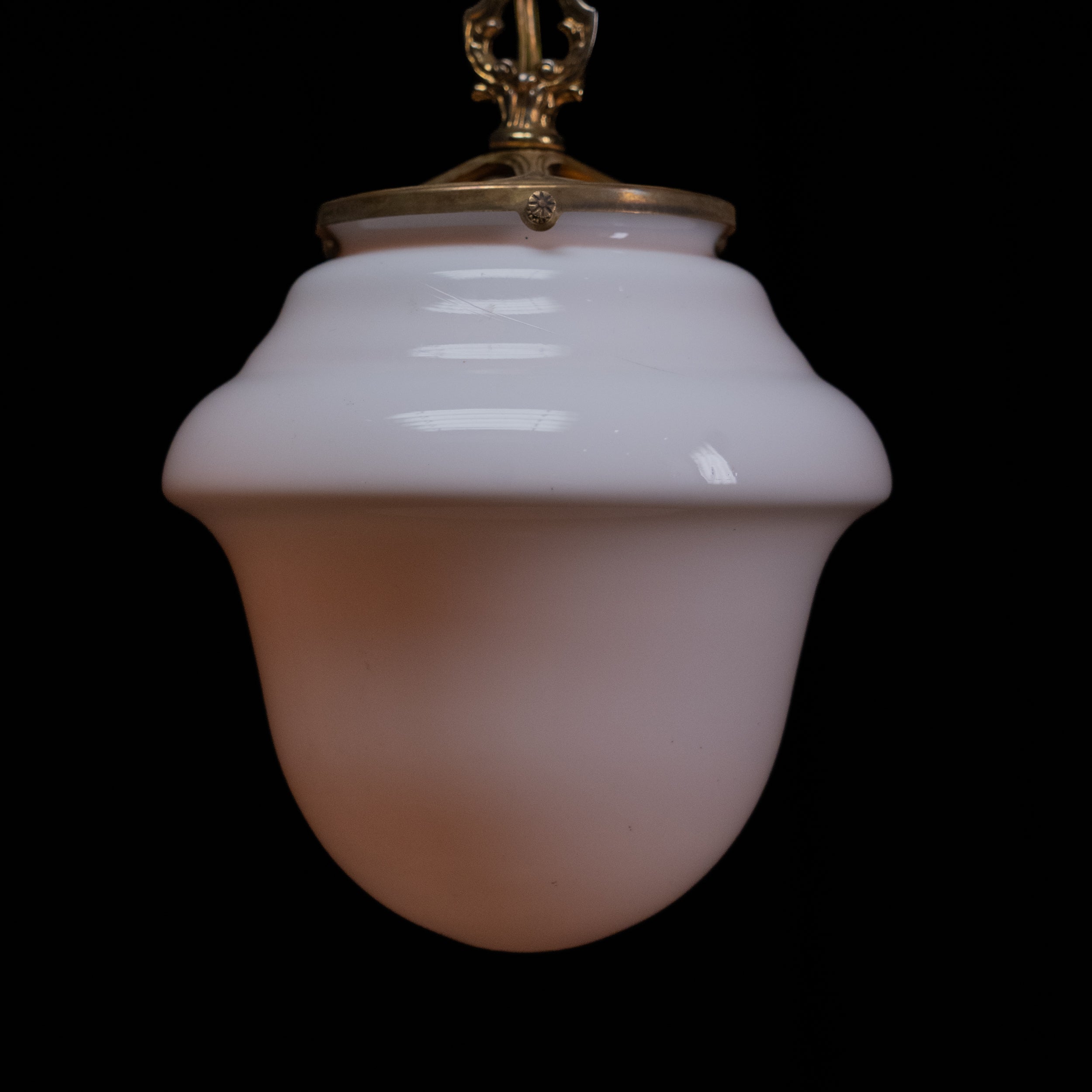 single pendant | Scott Landon Antiques and Interiors.