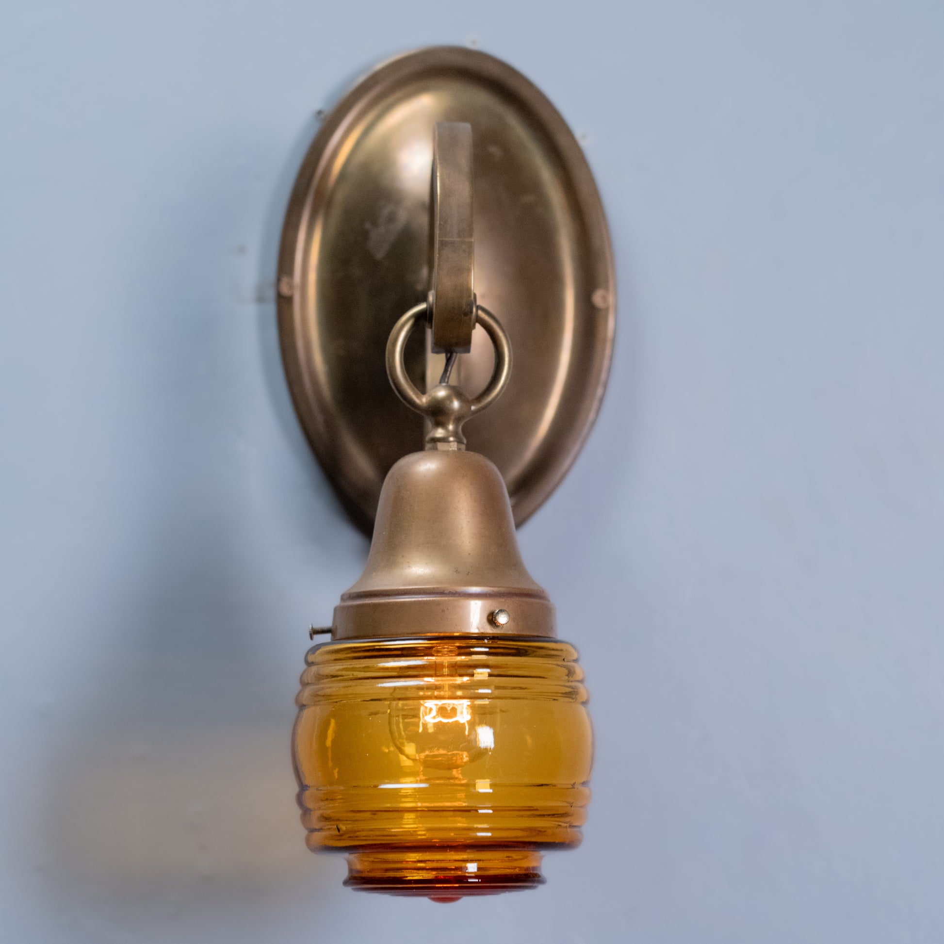 single sconce | Scott Landon Antiques and Interiors.