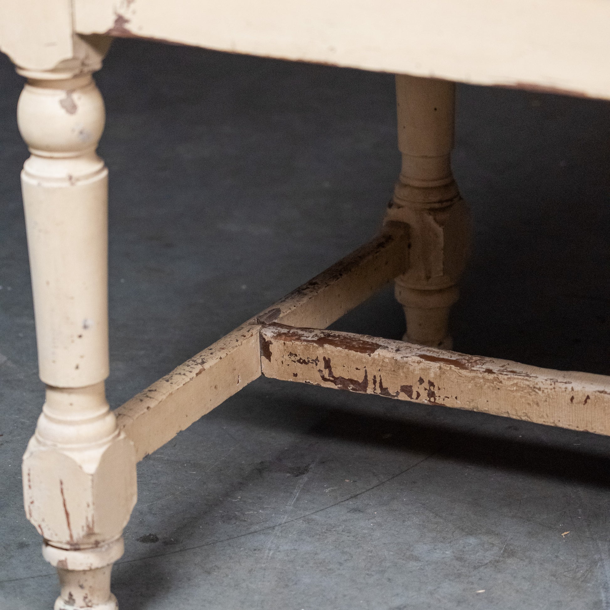 table | Scott Landon Antiques and Interiors.