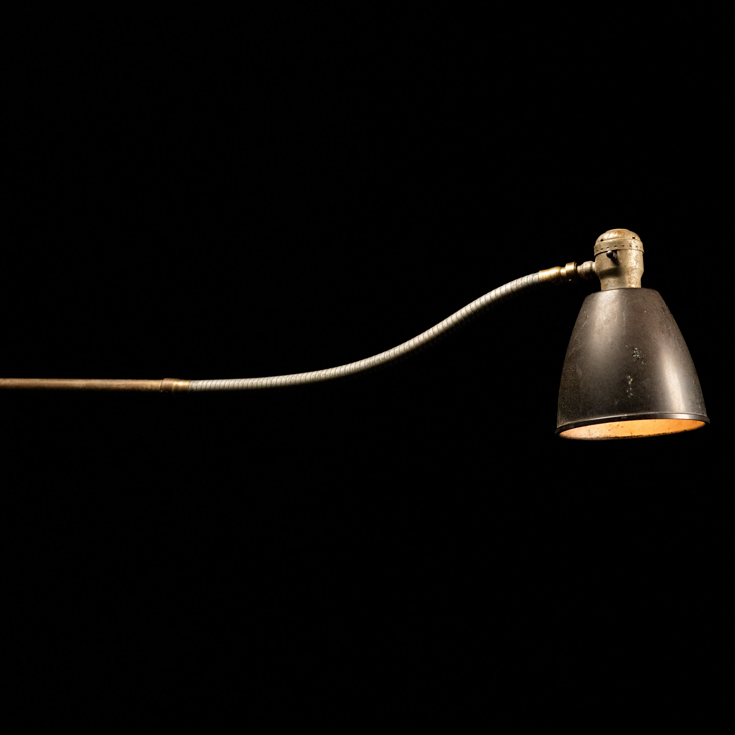 1930 Industrial Mountable Articulating Industrial Task Light