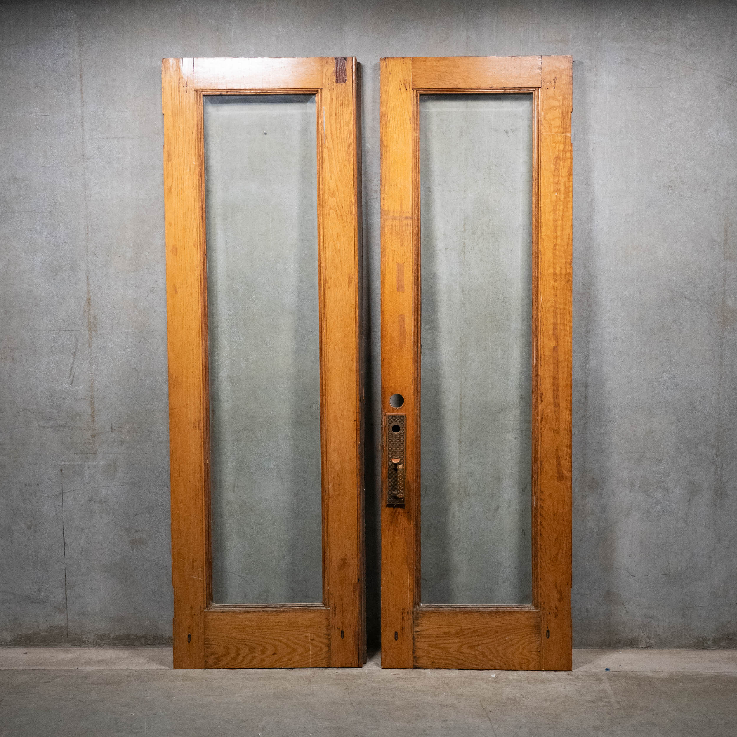 C1900 Solid Oak Bevelled Glass Door Set