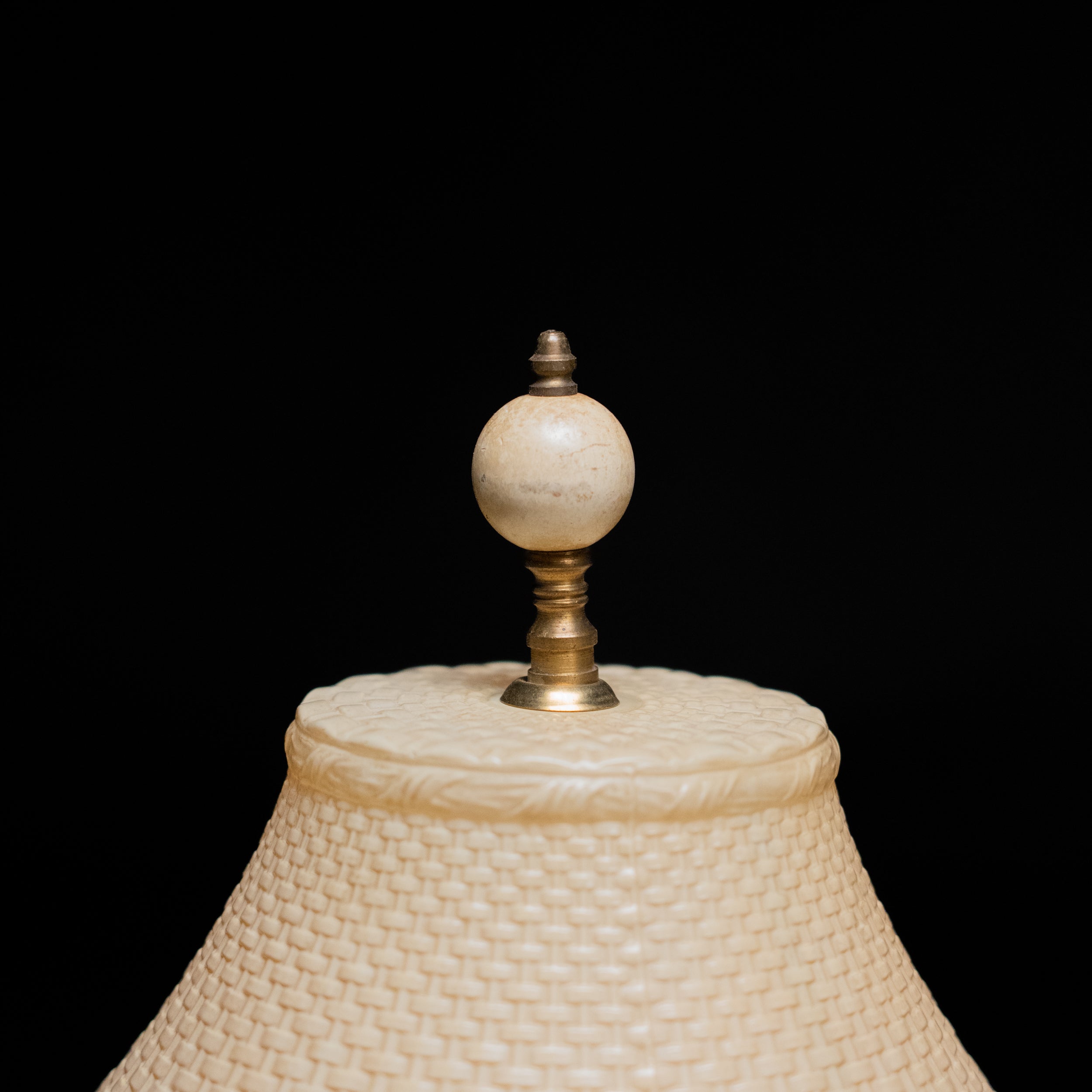 lamp | Scott Landon Antiques and Interiors.