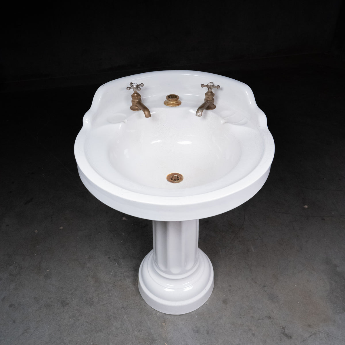sink | Scott Landon Antiques and Interiors.