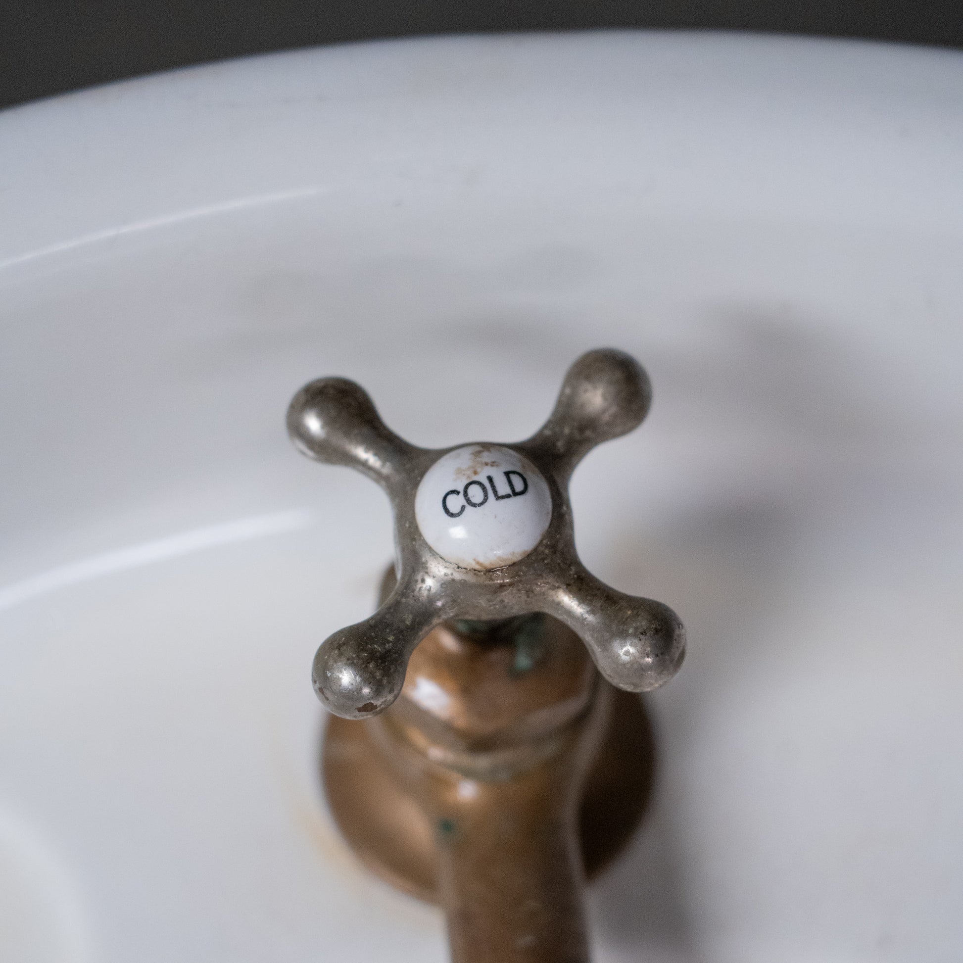 sink | Scott Landon Antiques and Interiors.