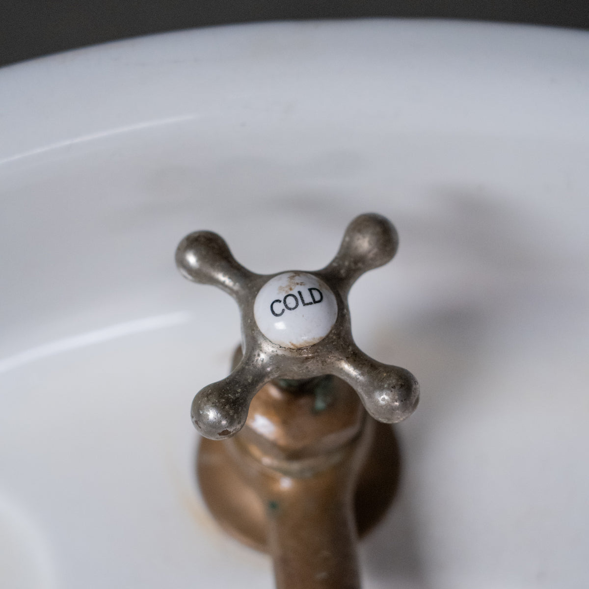 sink | Scott Landon Antiques and Interiors.