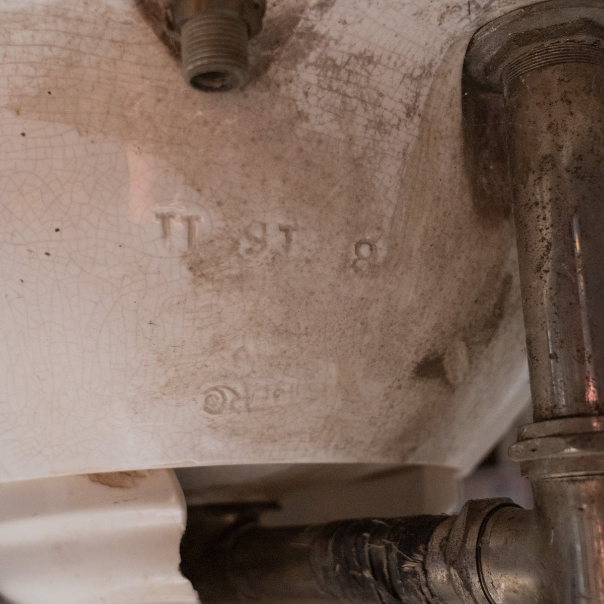 sink | Scott Landon Antiques and Interiors.