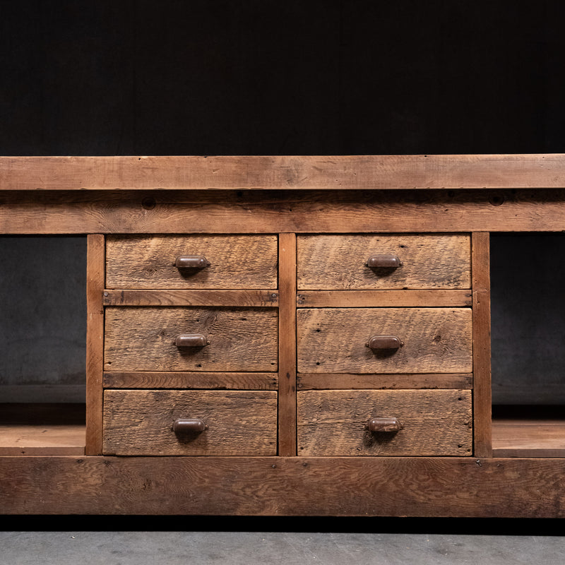 island | Scott Landon Antiques and Interiors.