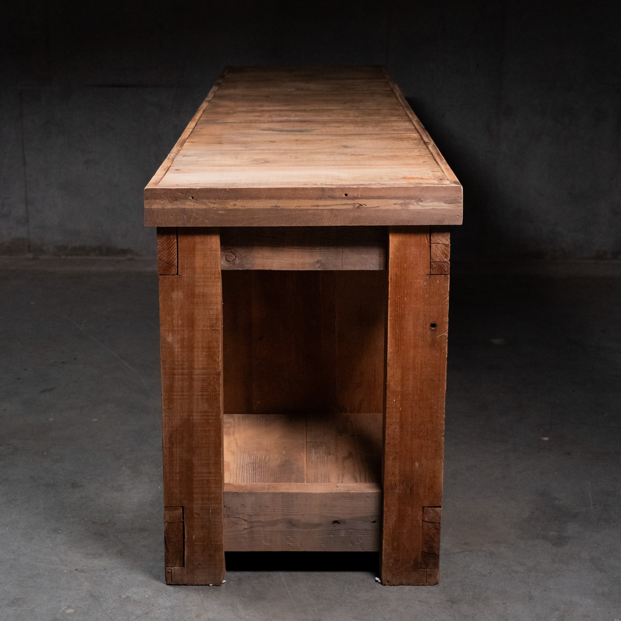 island | Scott Landon Antiques and Interiors.