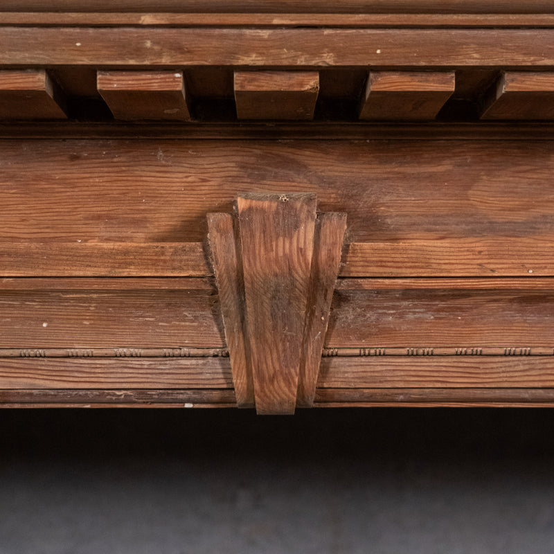 mantle | Scott Landon Antiques and Interiors.