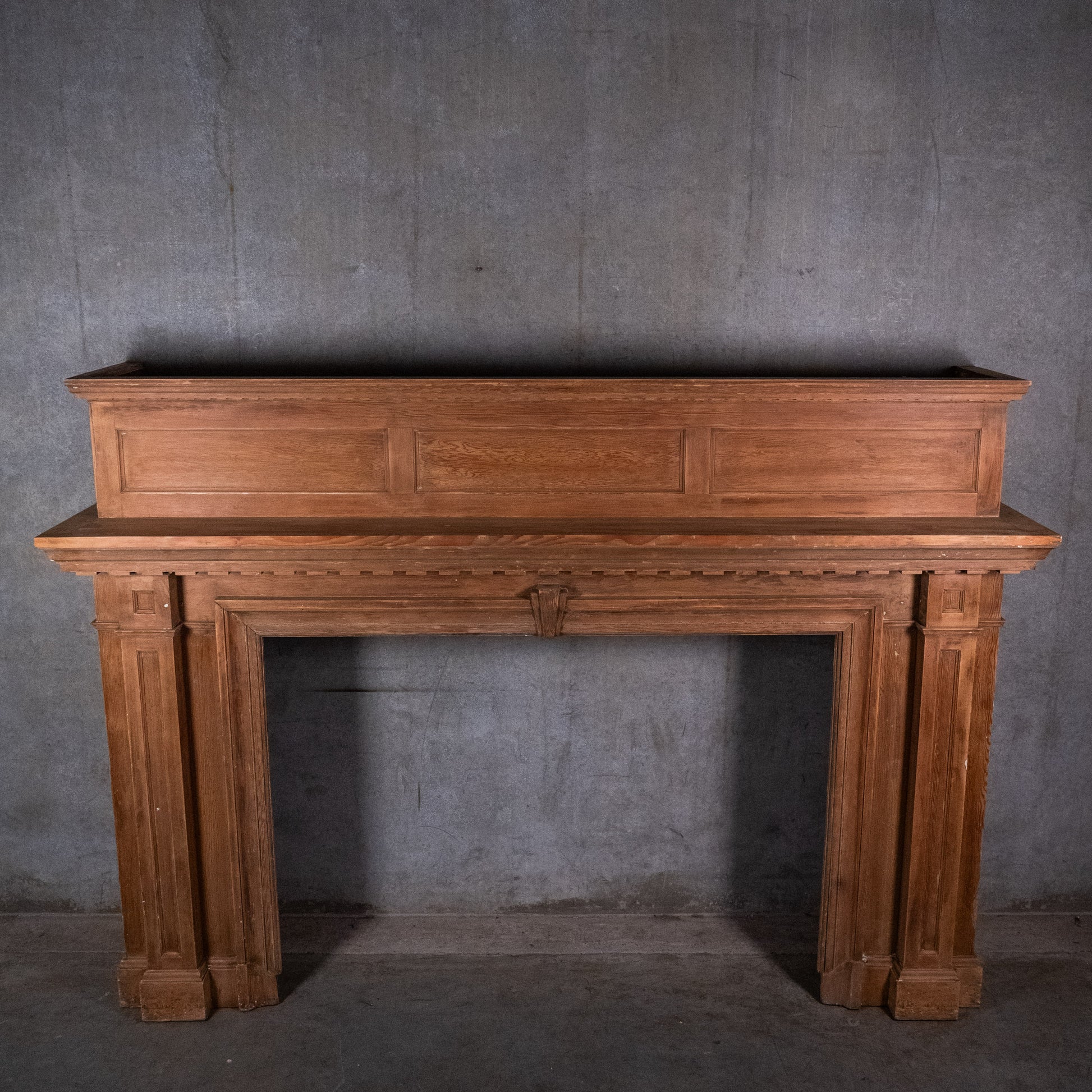 mantle | Scott Landon Antiques and Interiors.