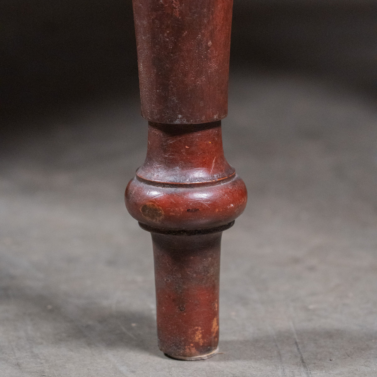 table | Scott Landon Antiques and Interiors.