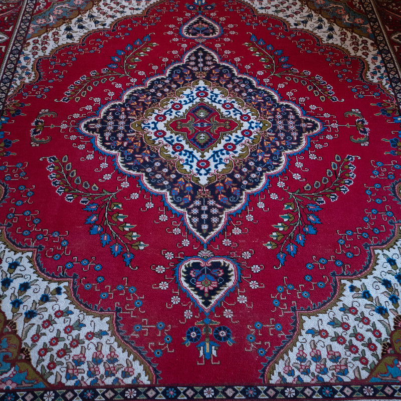 rug | Scott Landon Antiques and Interiors.