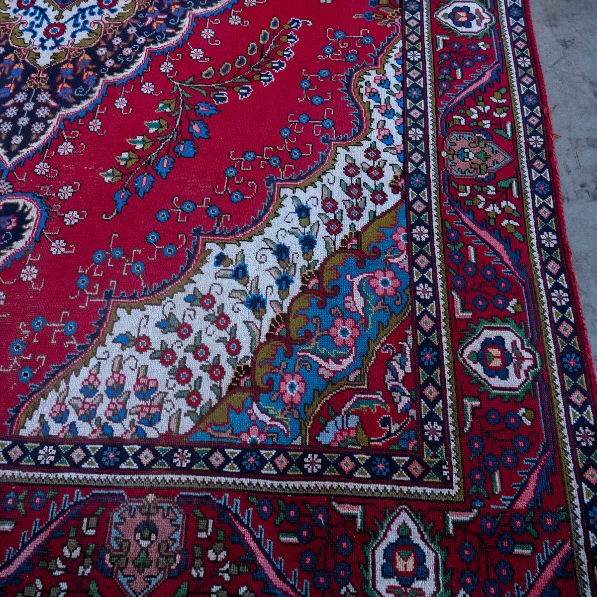 rug | Scott Landon Antiques and Interiors.