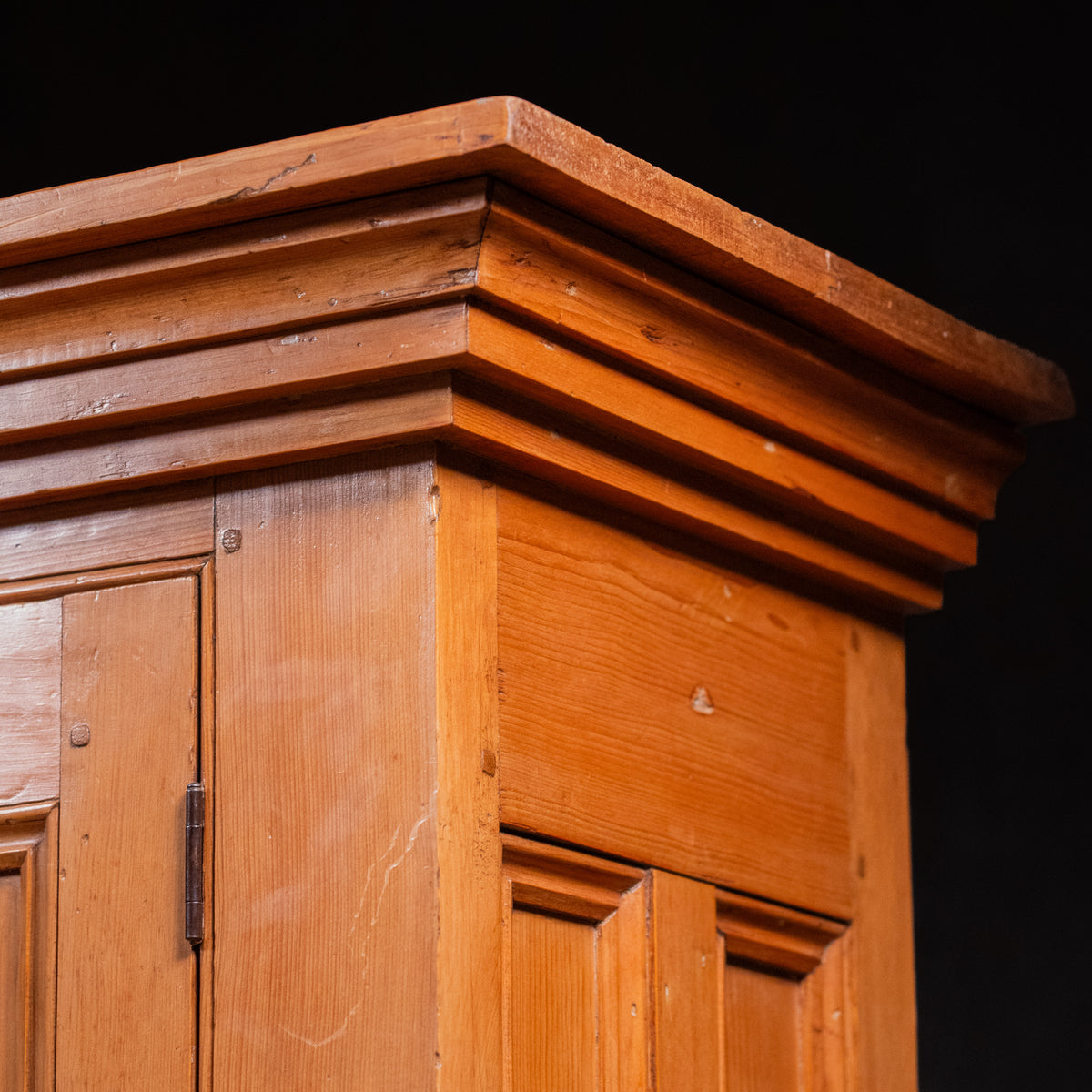 stepback | Scott Landon Antiques and Interiors.