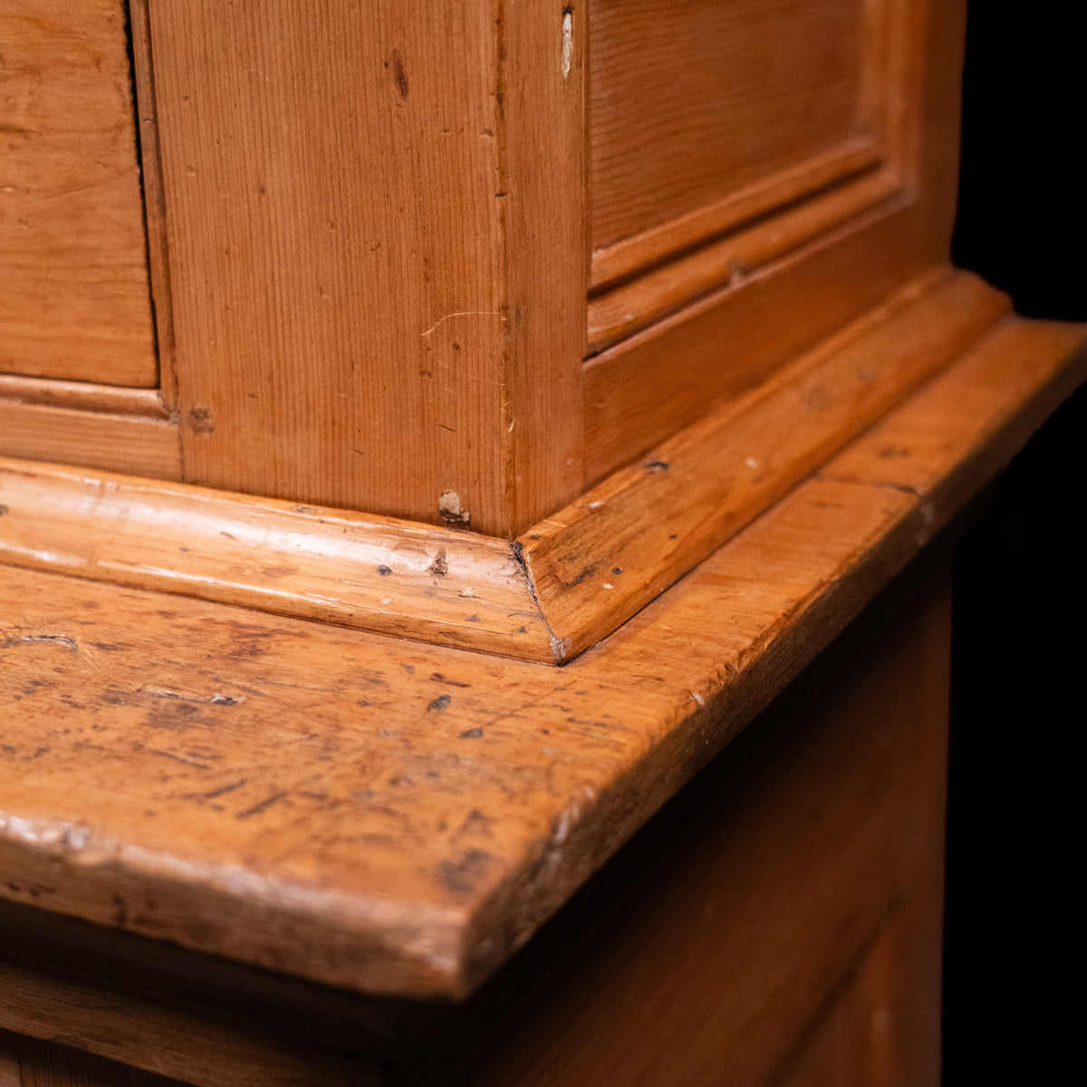 stepback | Scott Landon Antiques and Interiors.