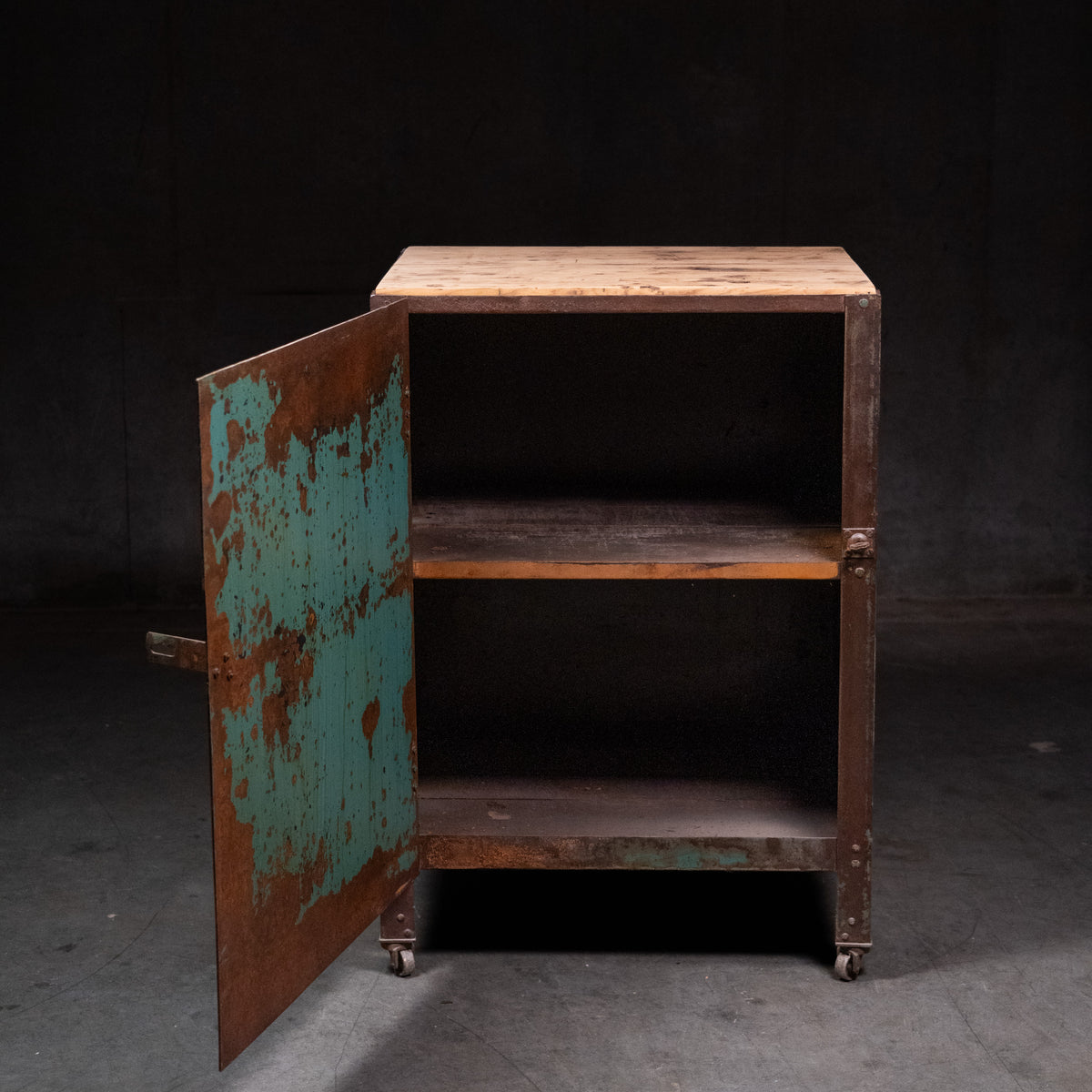 industrial cart | Scott Landon Antiques and Interiors.