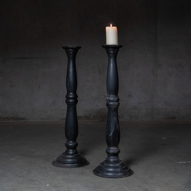posts | Scott Landon Antiques and Interiors.