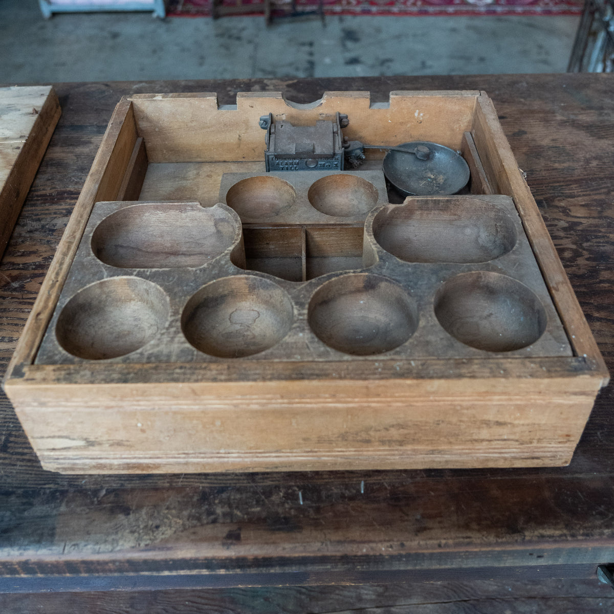 counter | Scott Landon Antiques and Interiors.