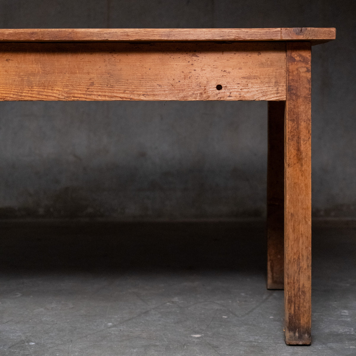 table | Scott Landon Antiques and Interiors.