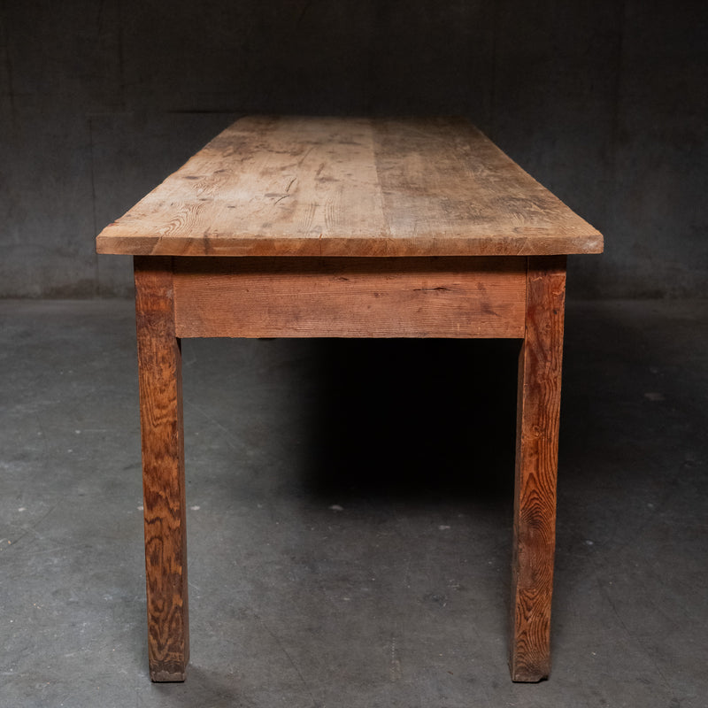 table | Scott Landon Antiques and Interiors.