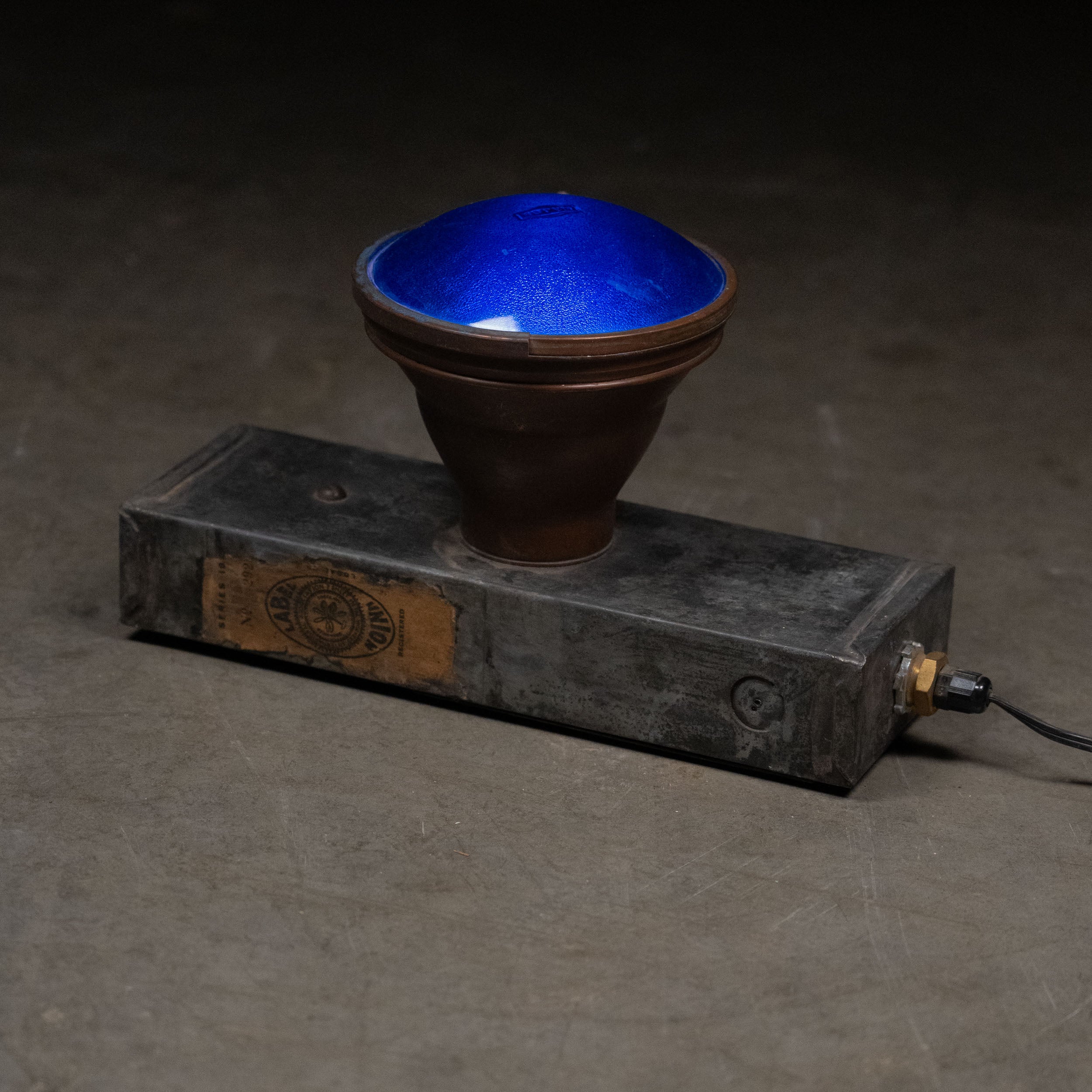 1920 stage lamp