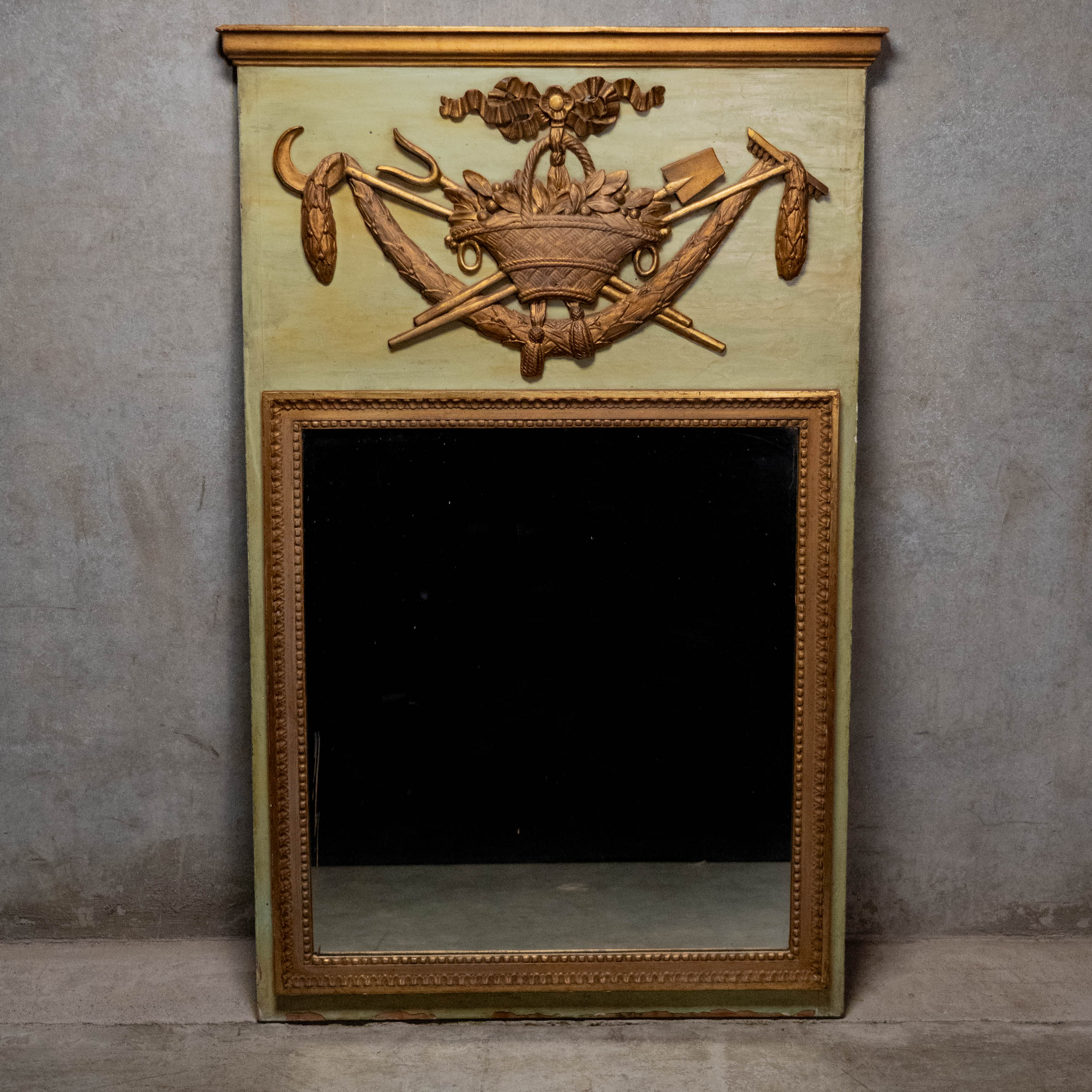 1930 Italian trumeau mirror