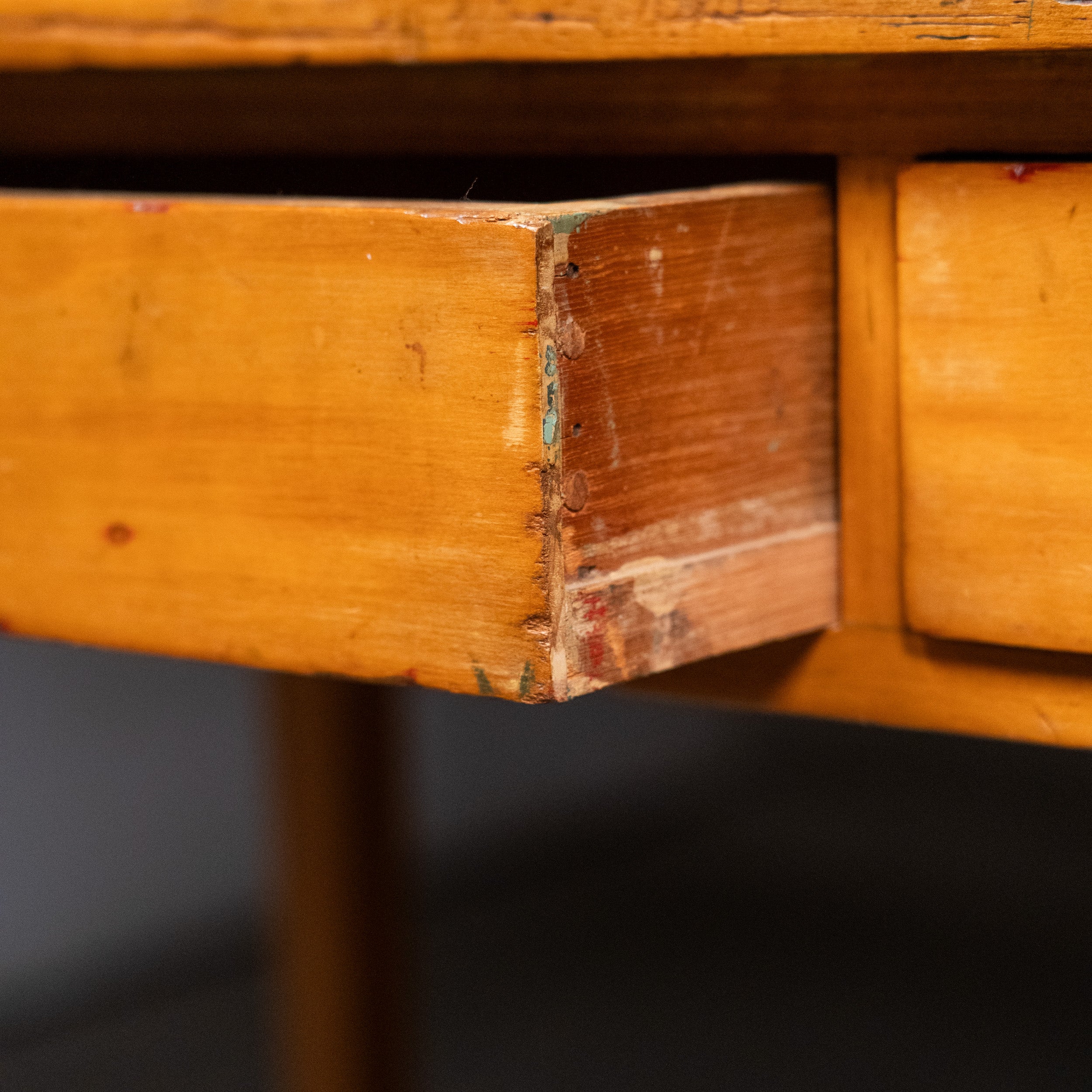 extendable desk | Scott Landon Antiques and Interiors.