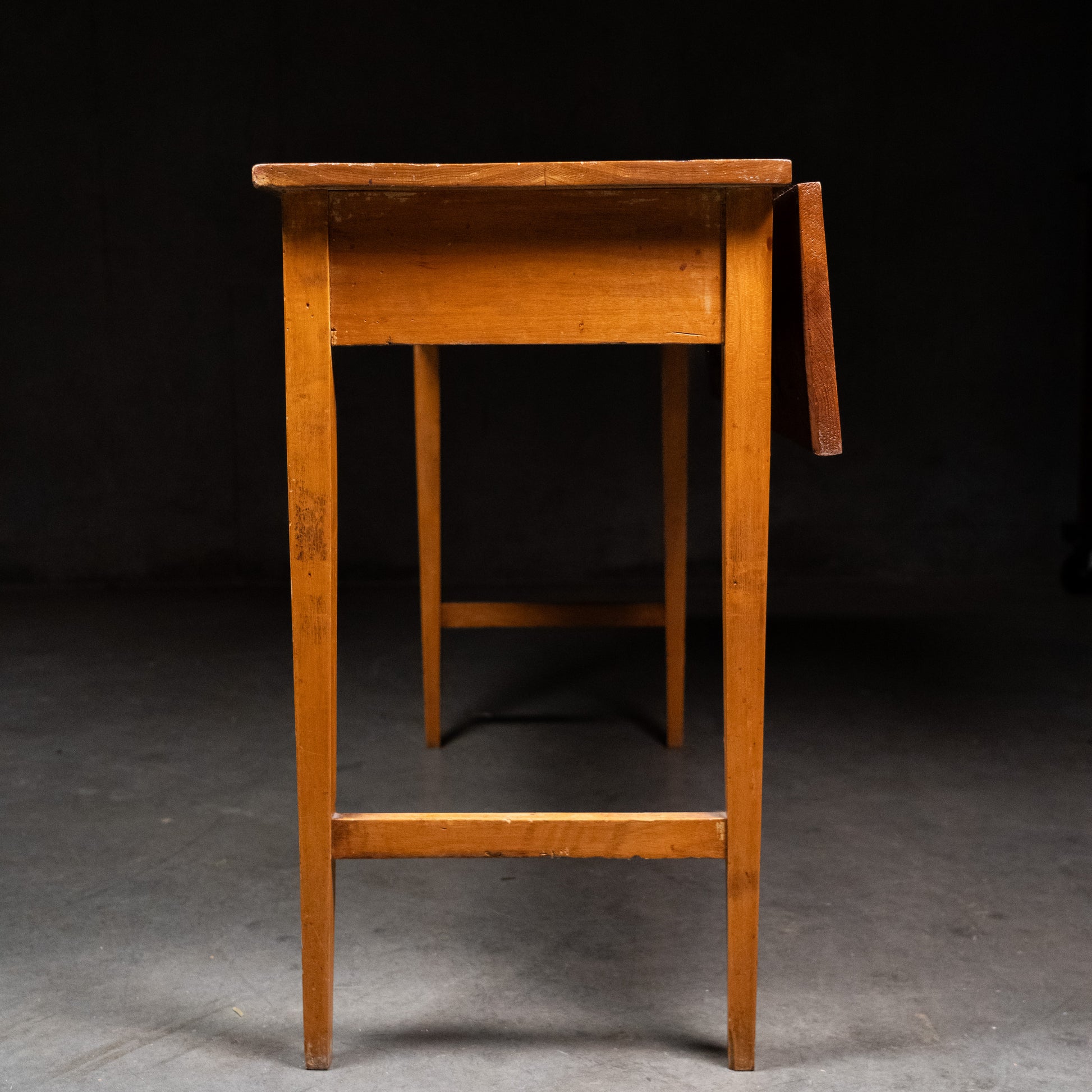 extendable desk | Scott Landon Antiques and Interiors.