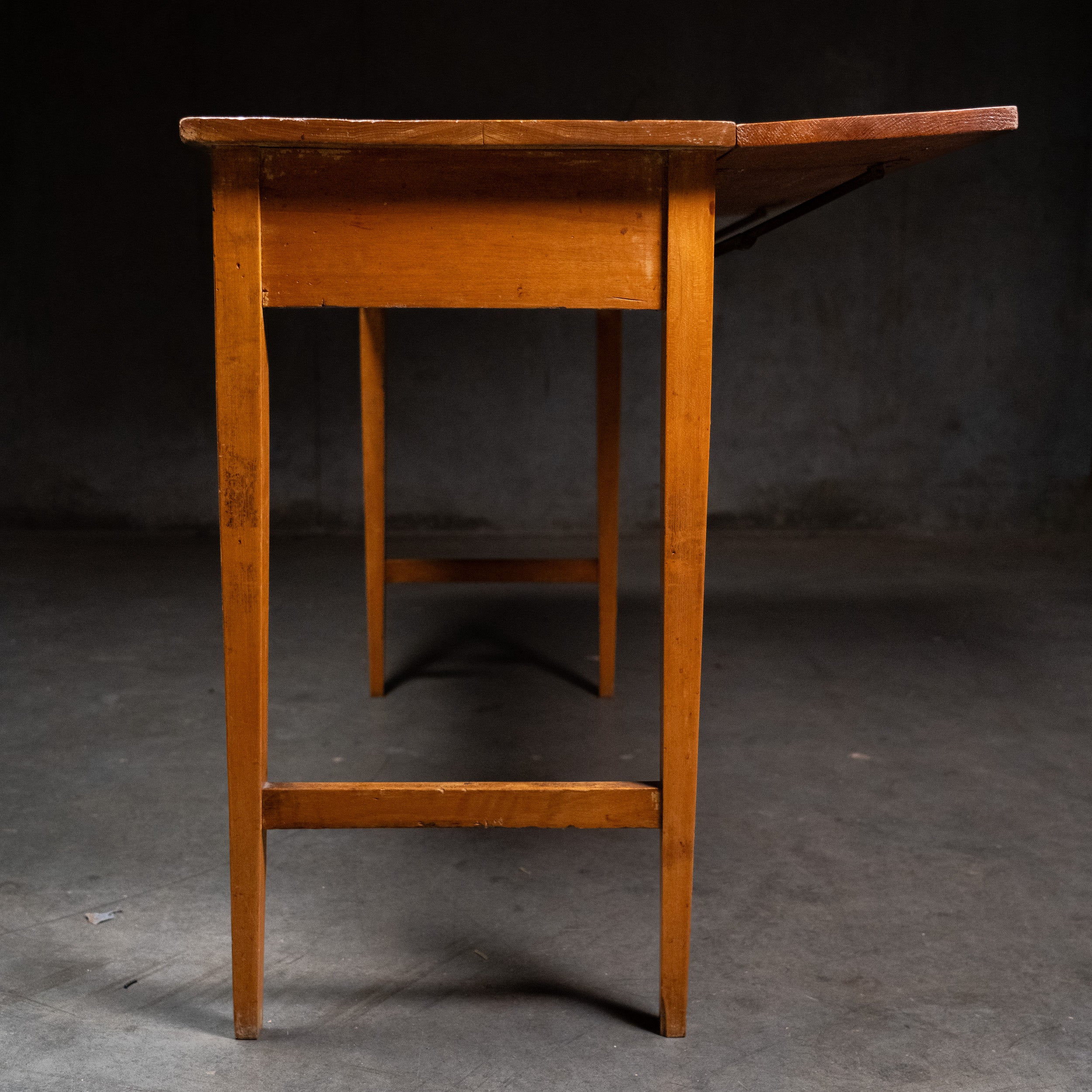 extendable desk | Scott Landon Antiques and Interiors.