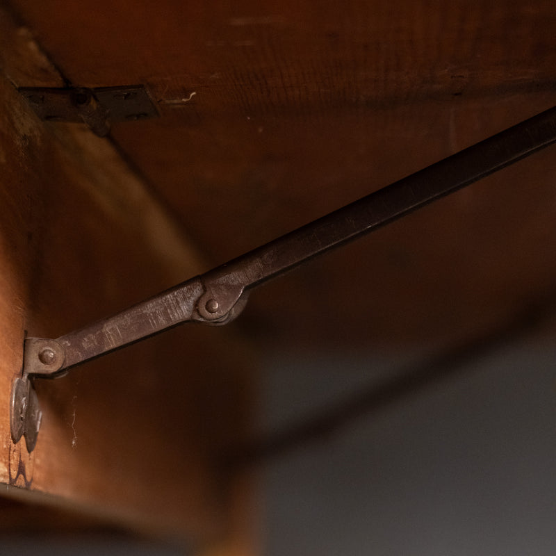 extendable desk | Scott Landon Antiques and Interiors.