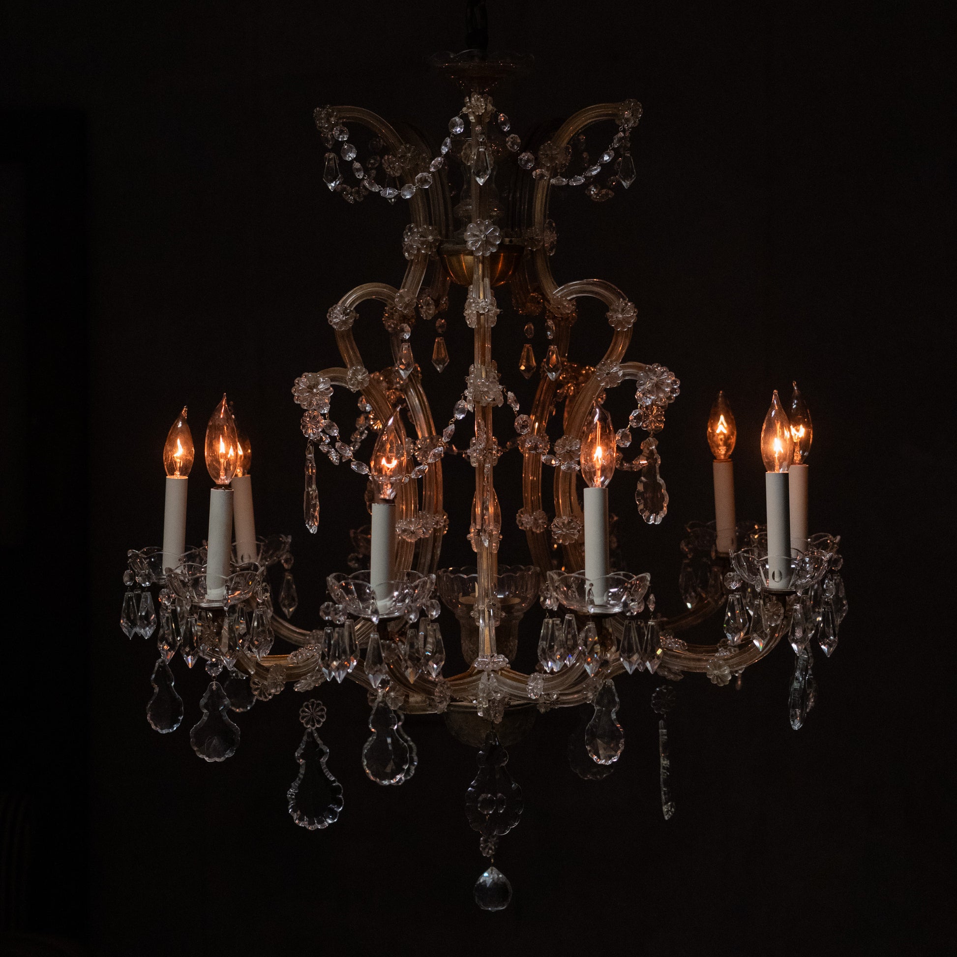 large crystal chandelier | Scott Landon Antiques and Interiors.