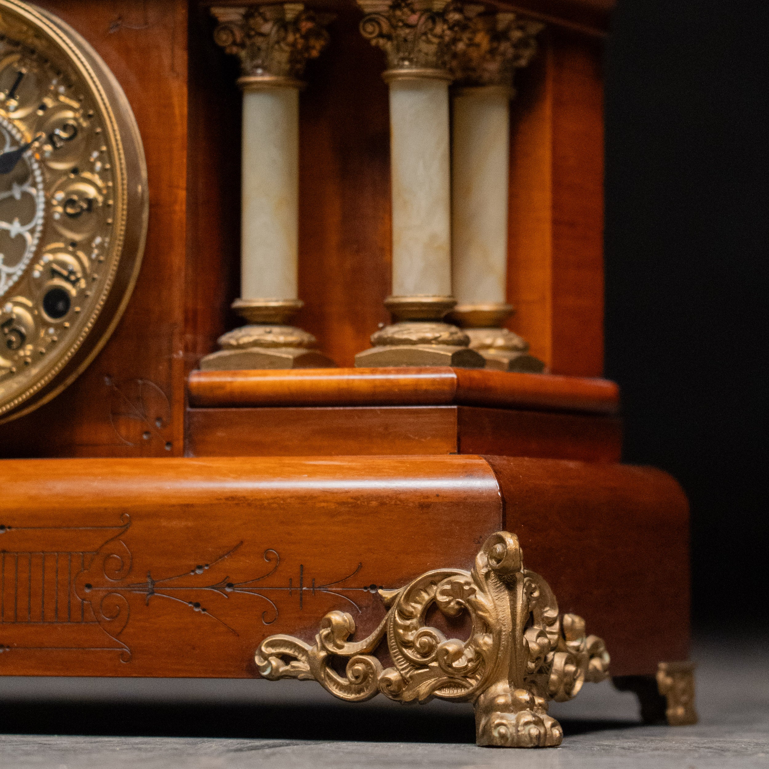 clock | Scott Landon Antiques and Interiors.