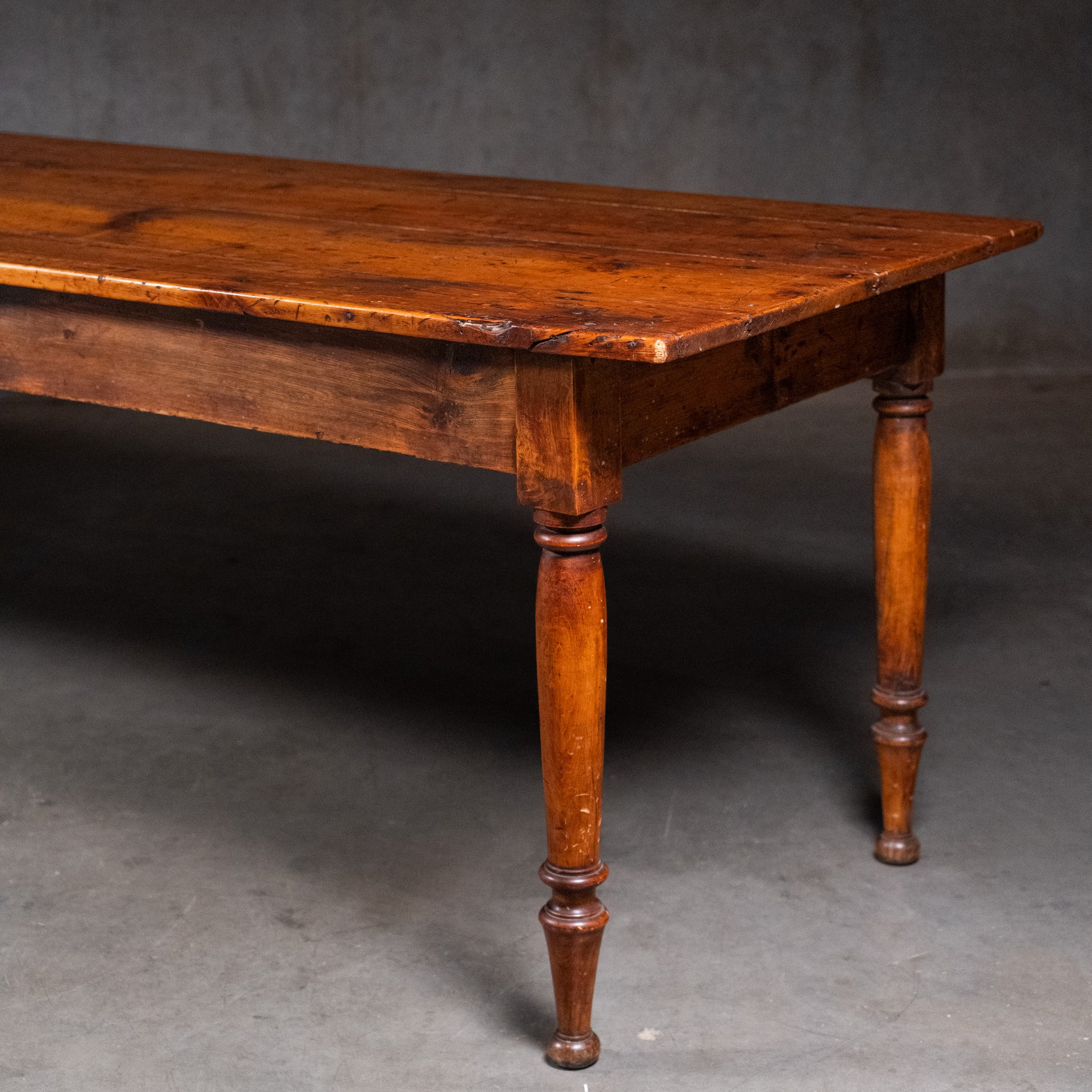 table | Scott Landon Antiques and Interiors.
