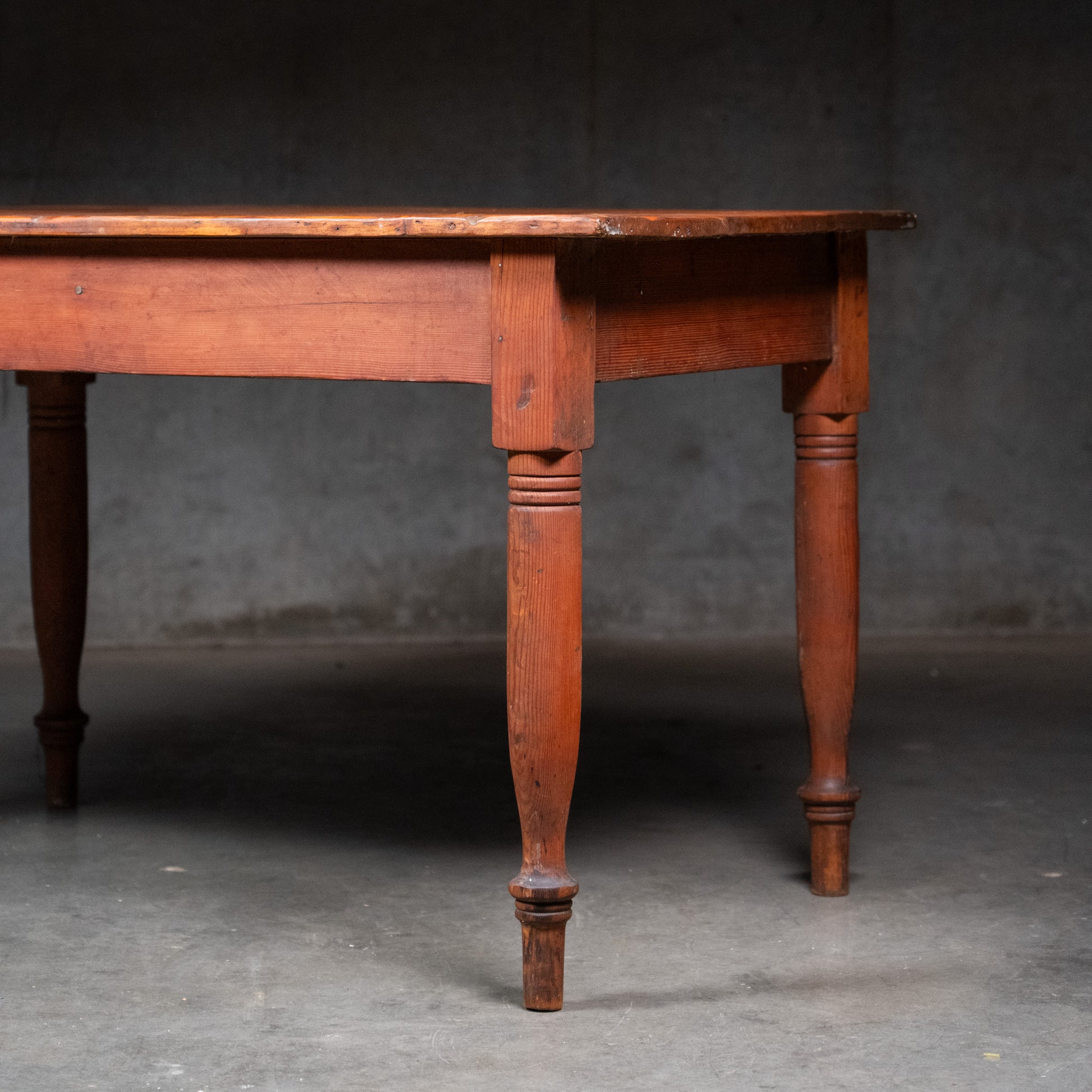 table | Scott Landon Antiques and Interiors.