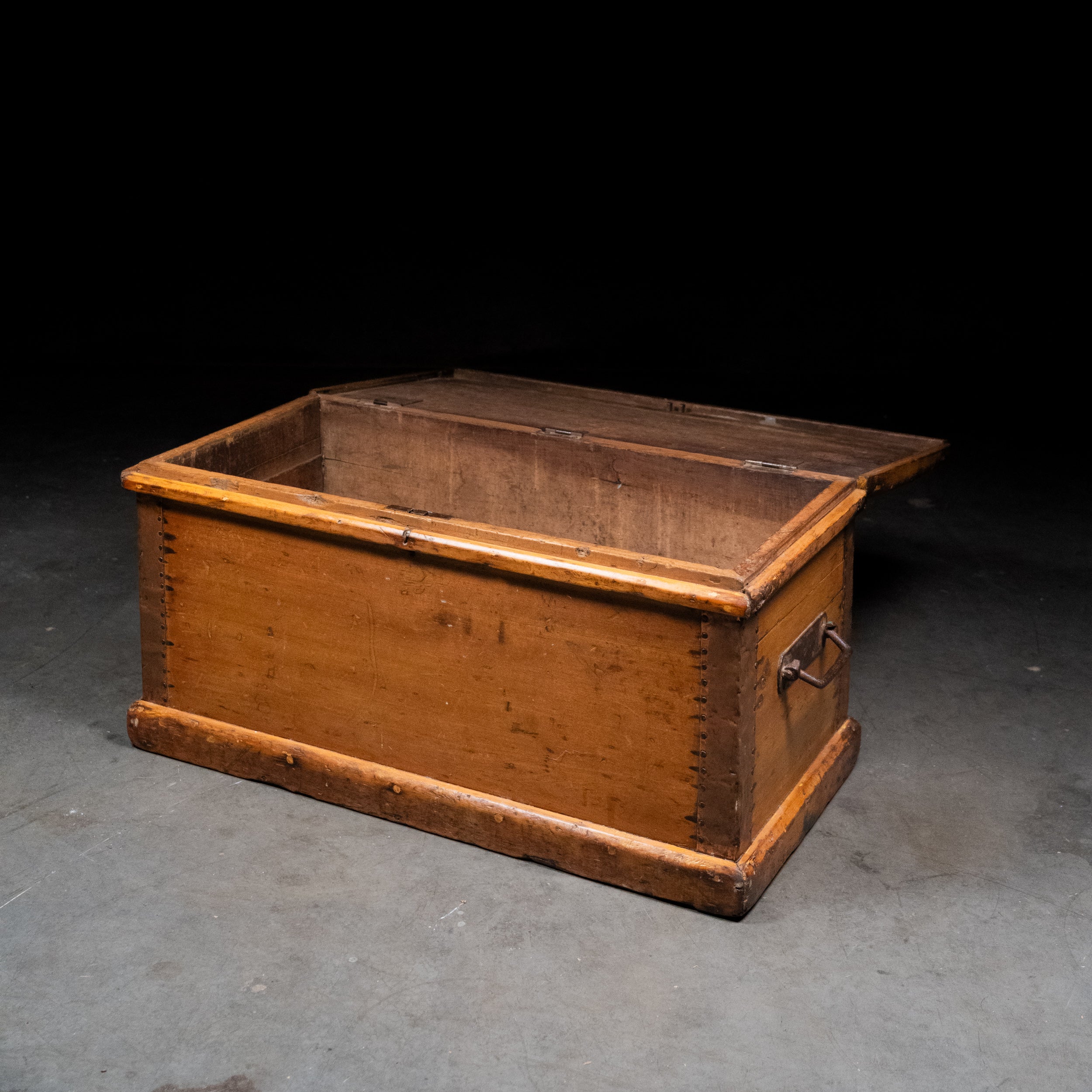  - et box | Scott Landon Antiques and Interiors.
