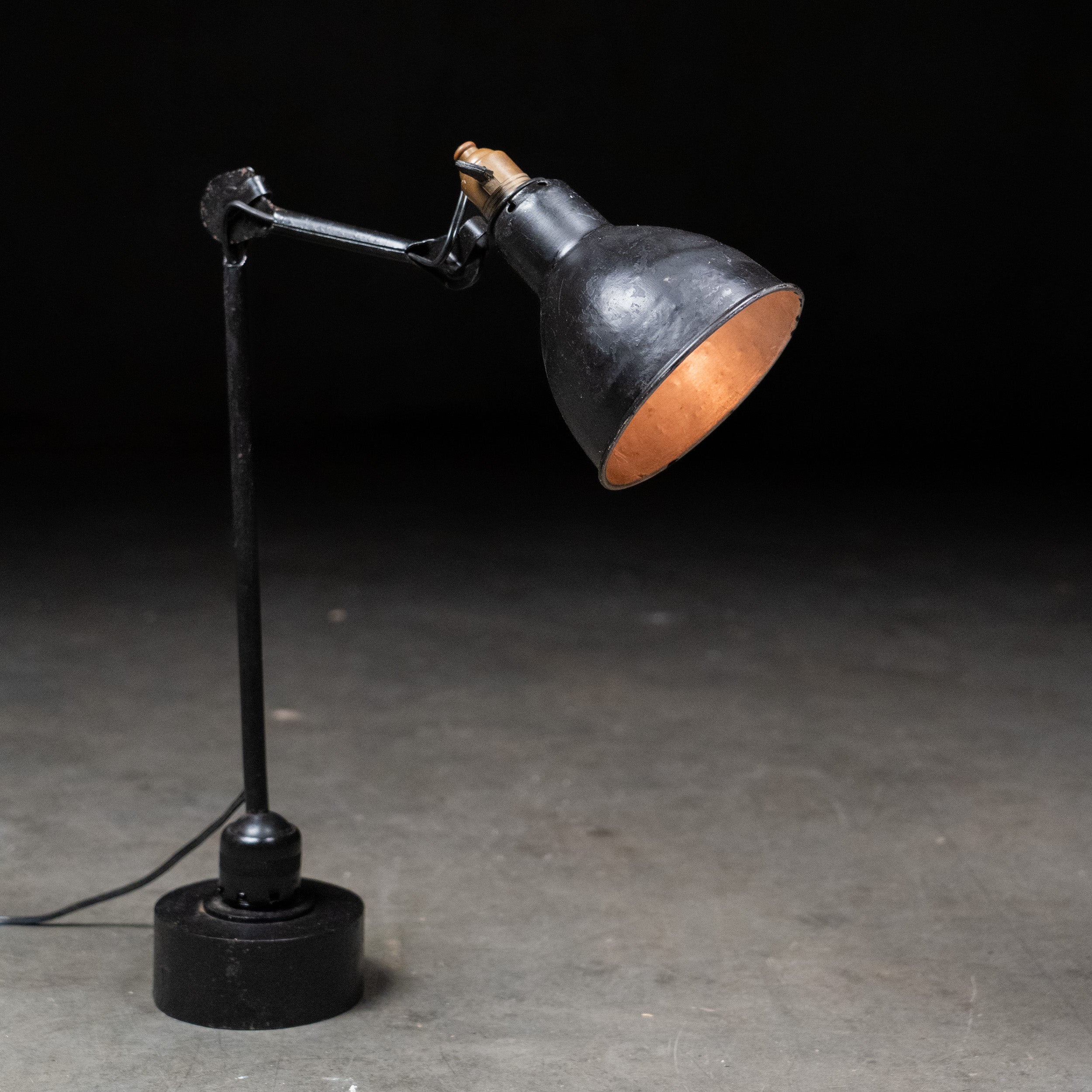 1930 Bauhaus Industrial Task Lamp with Articulated Arm