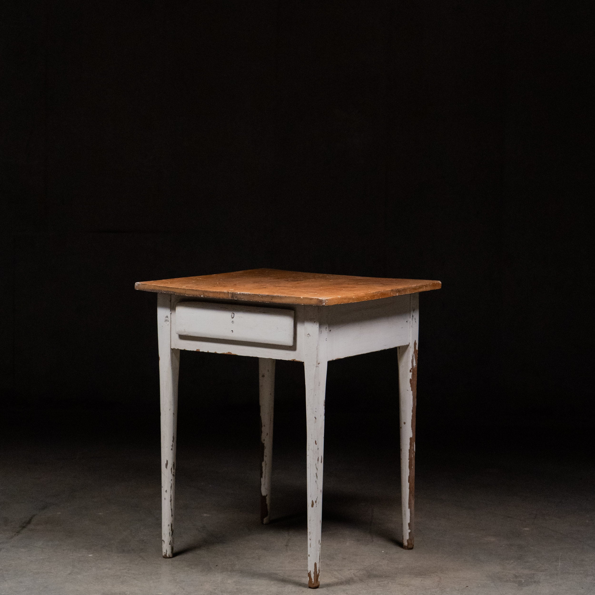 1860 Americana Pine Side Table