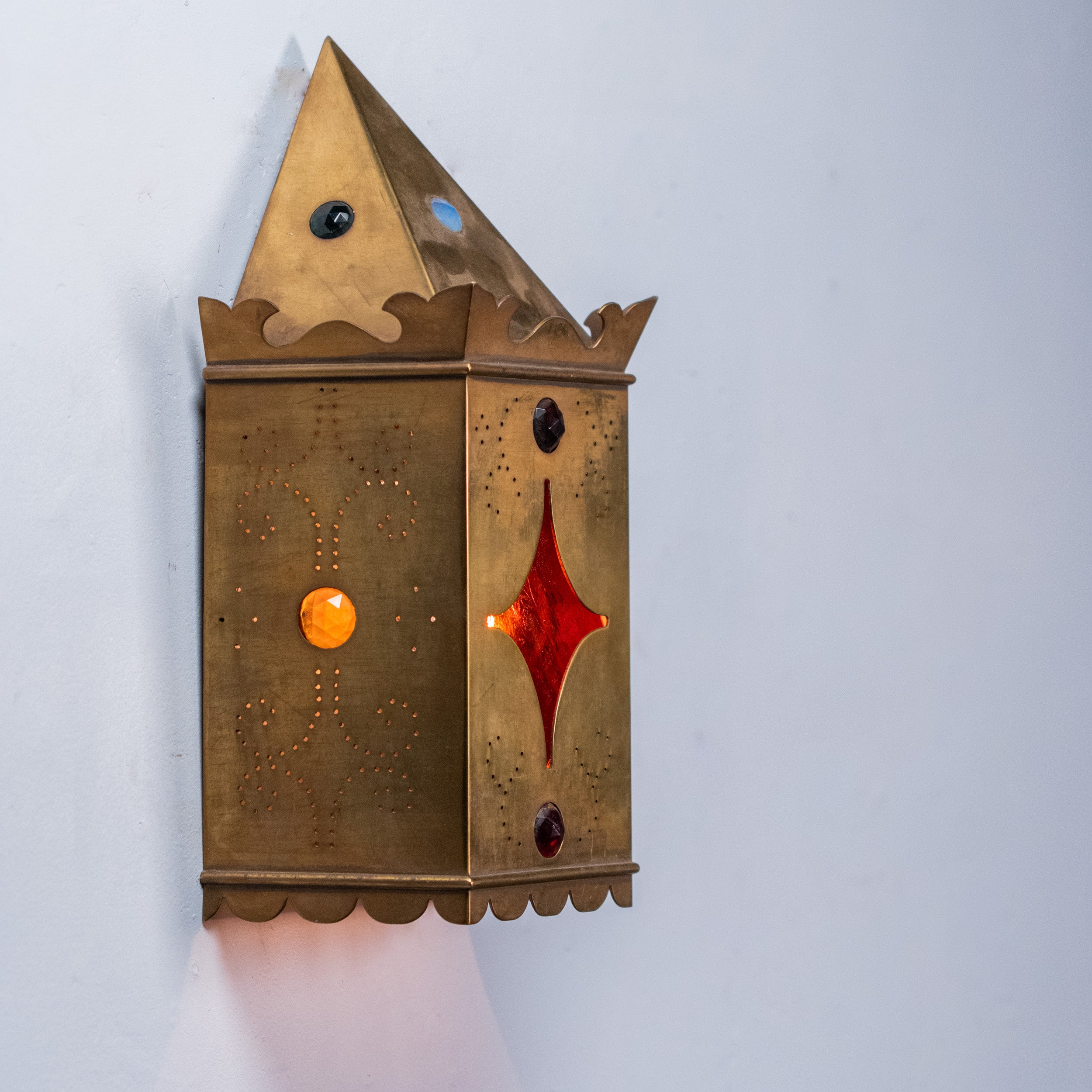 brass sconce | Scott Landon Antiques and Interiors.