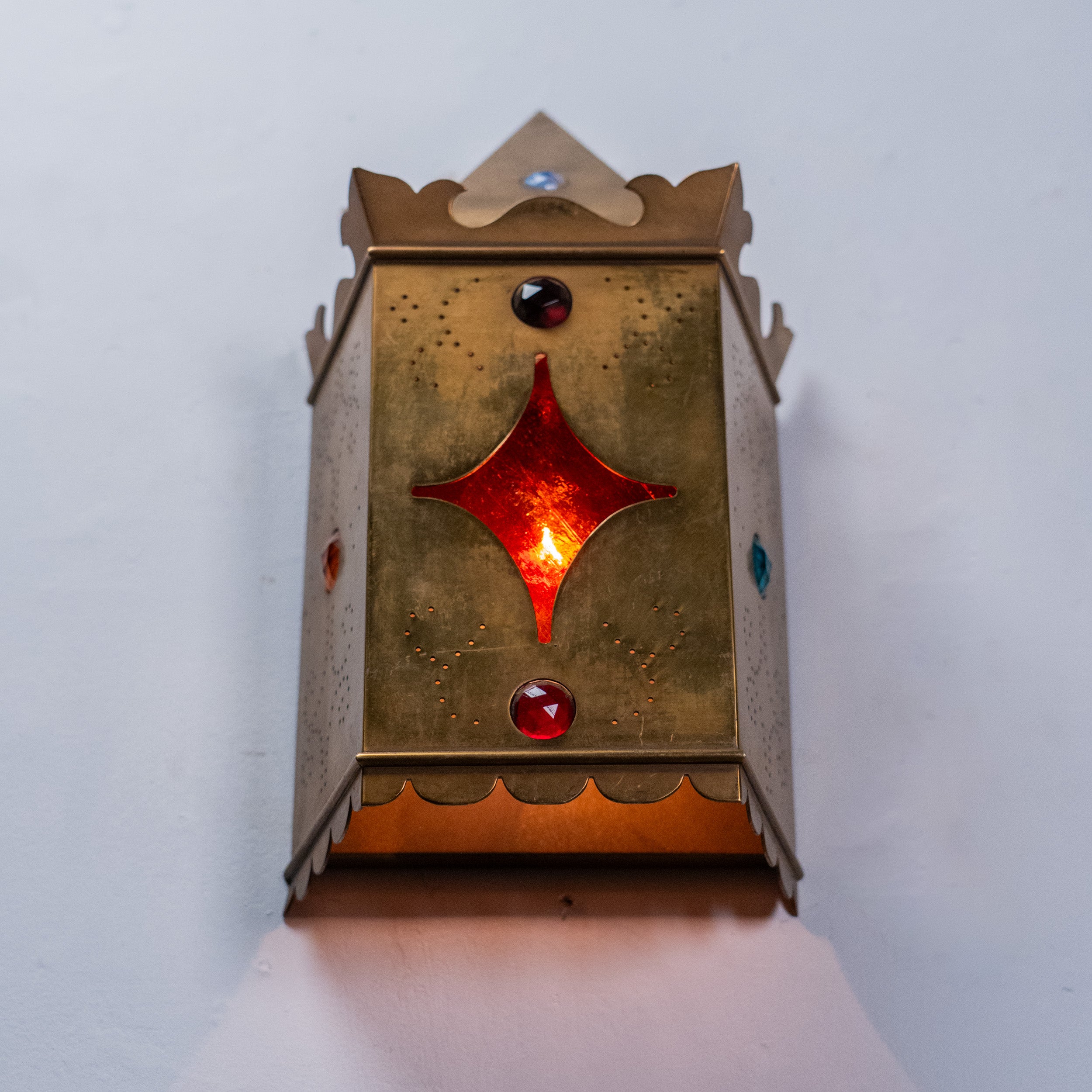 brass sconce | Scott Landon Antiques and Interiors.