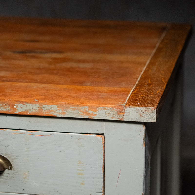 counter | Scott Landon Antiques and Interiors.