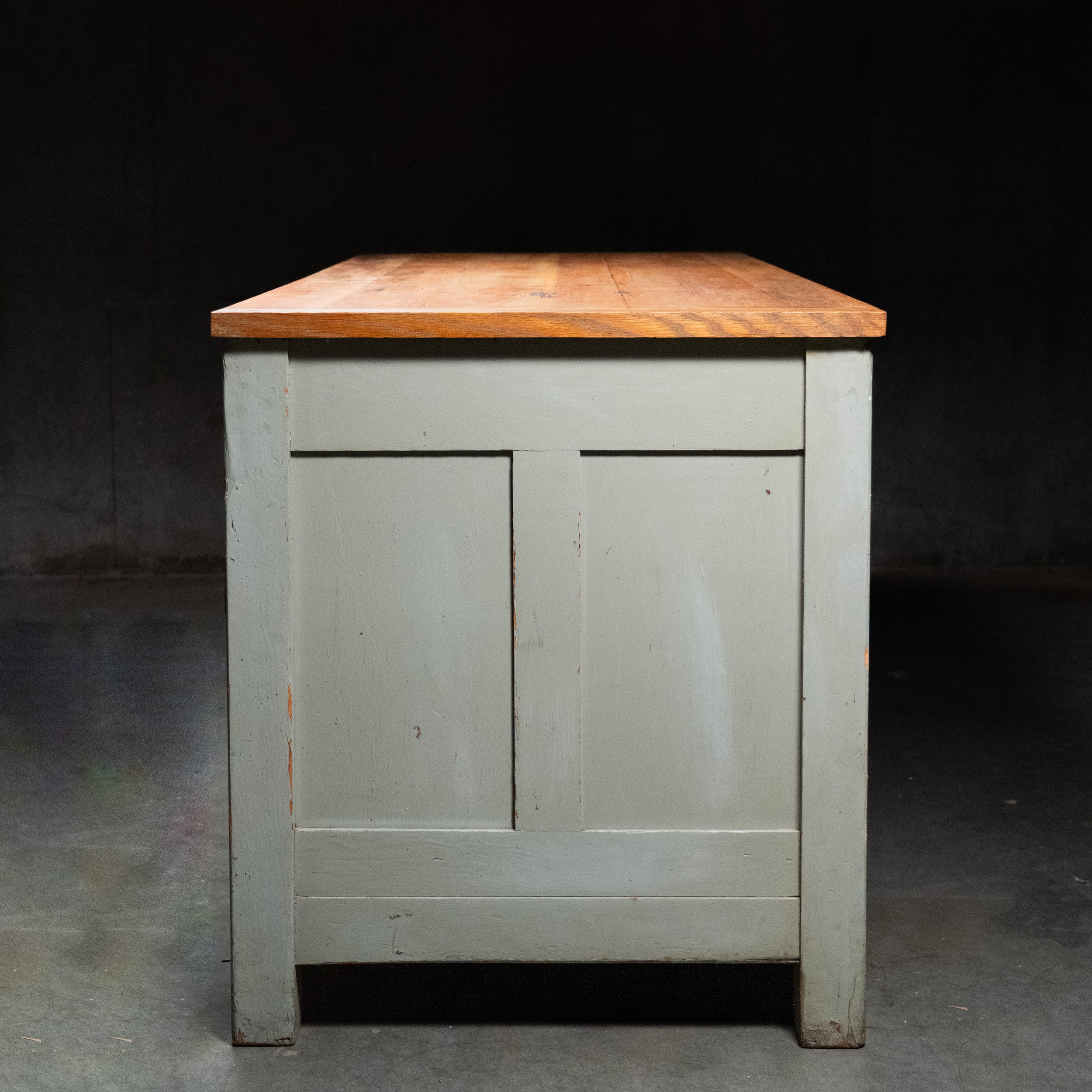 counter | Scott Landon Antiques and Interiors.