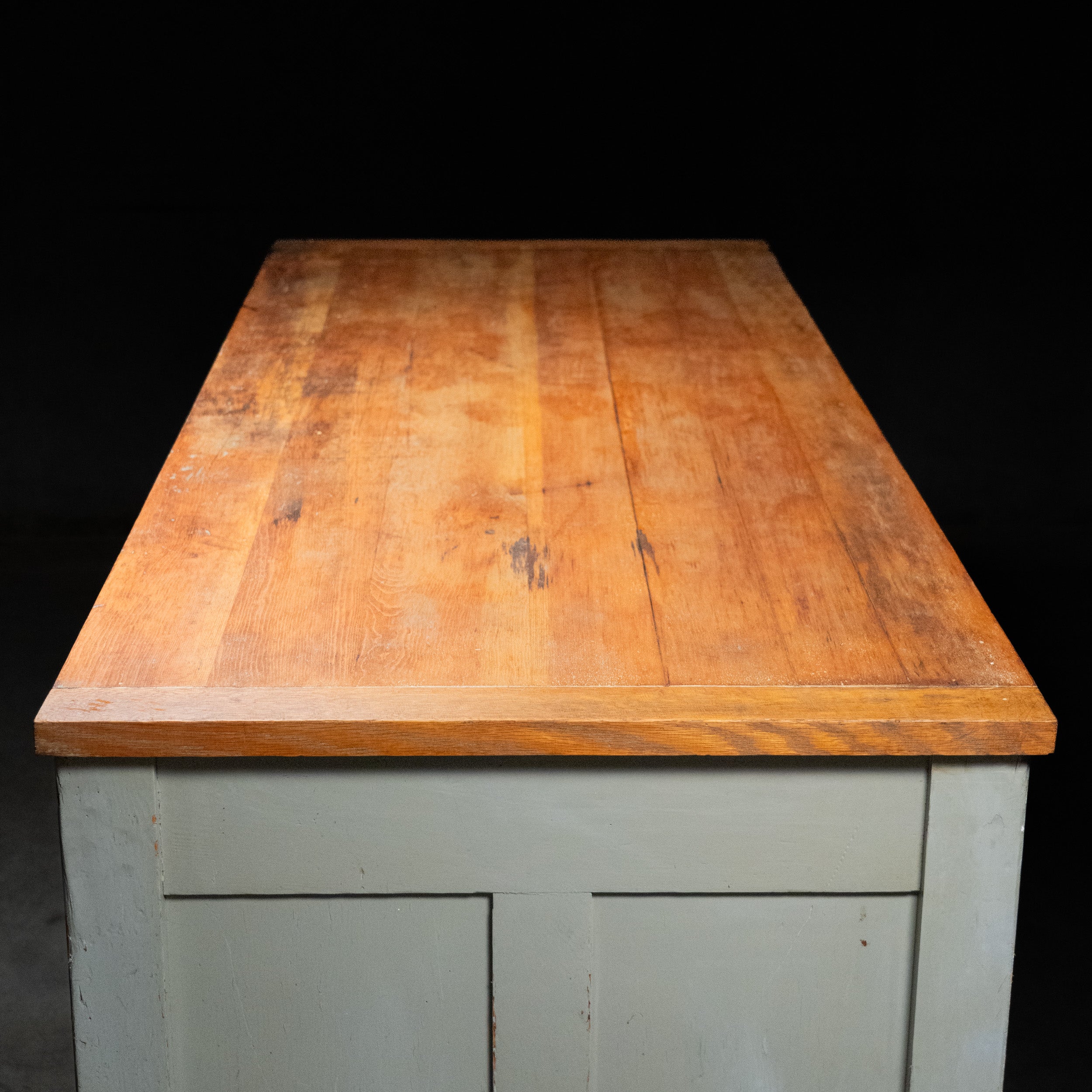 counter | Scott Landon Antiques and Interiors.