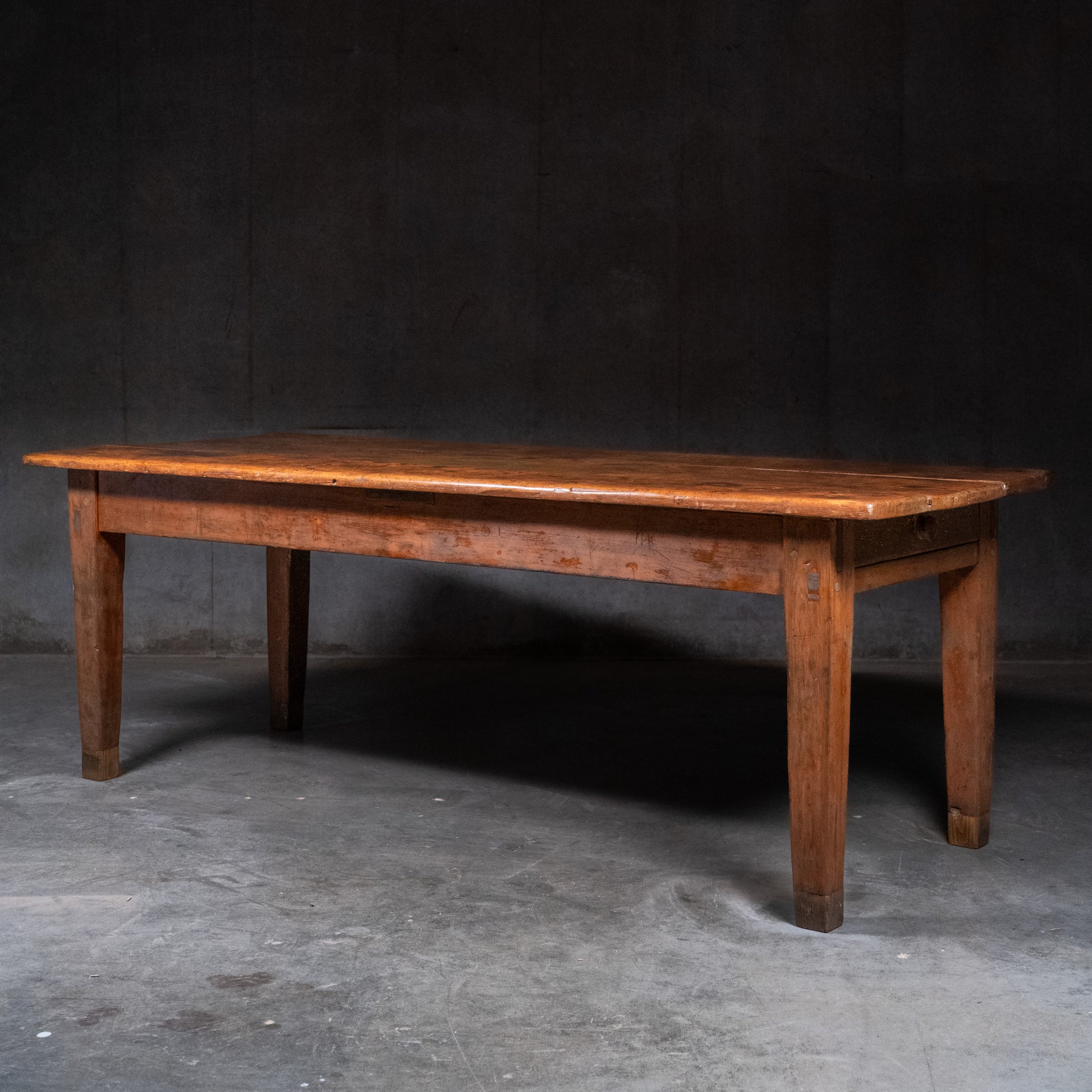 table | Scott Landon Antiques and Interiors.