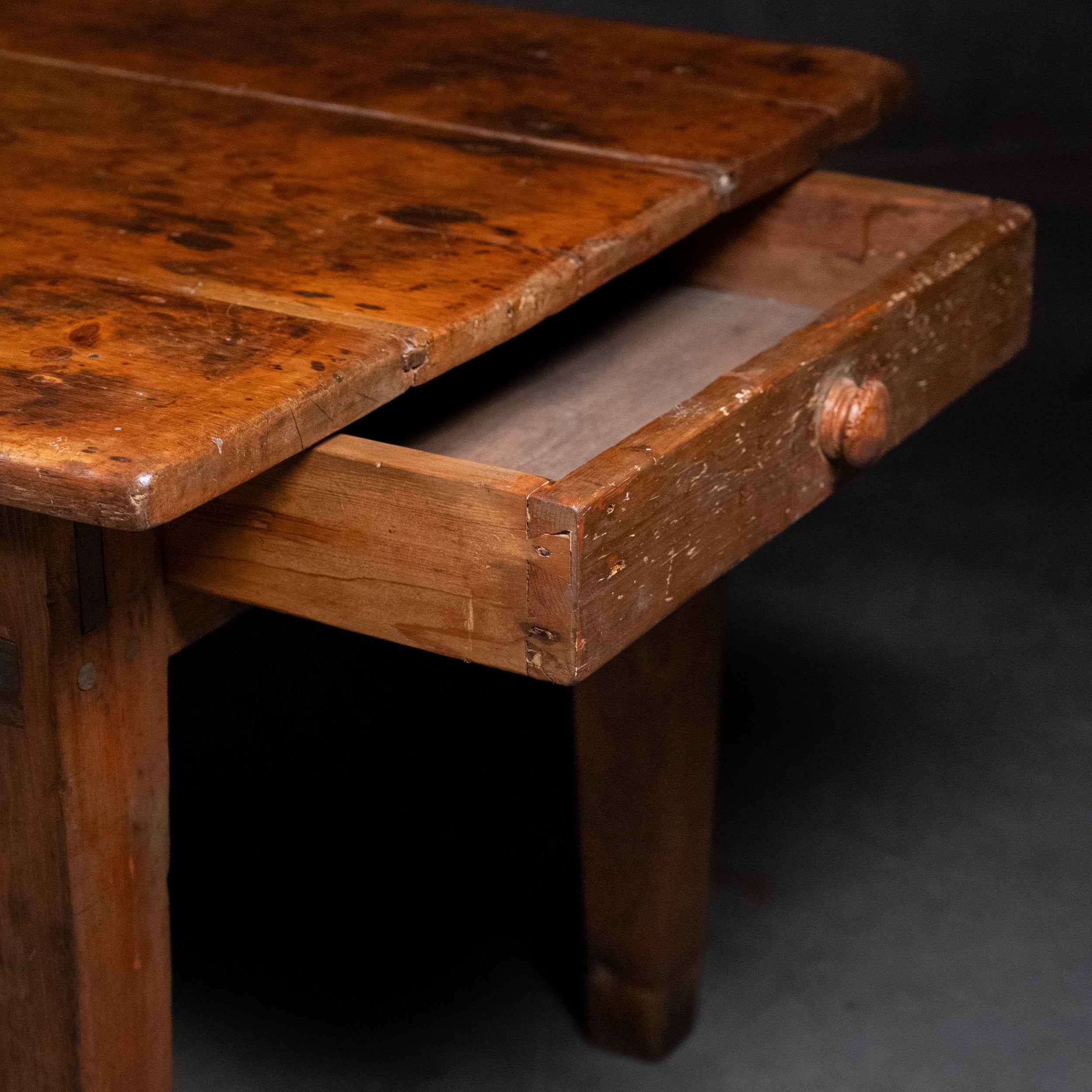 table | Scott Landon Antiques and Interiors.