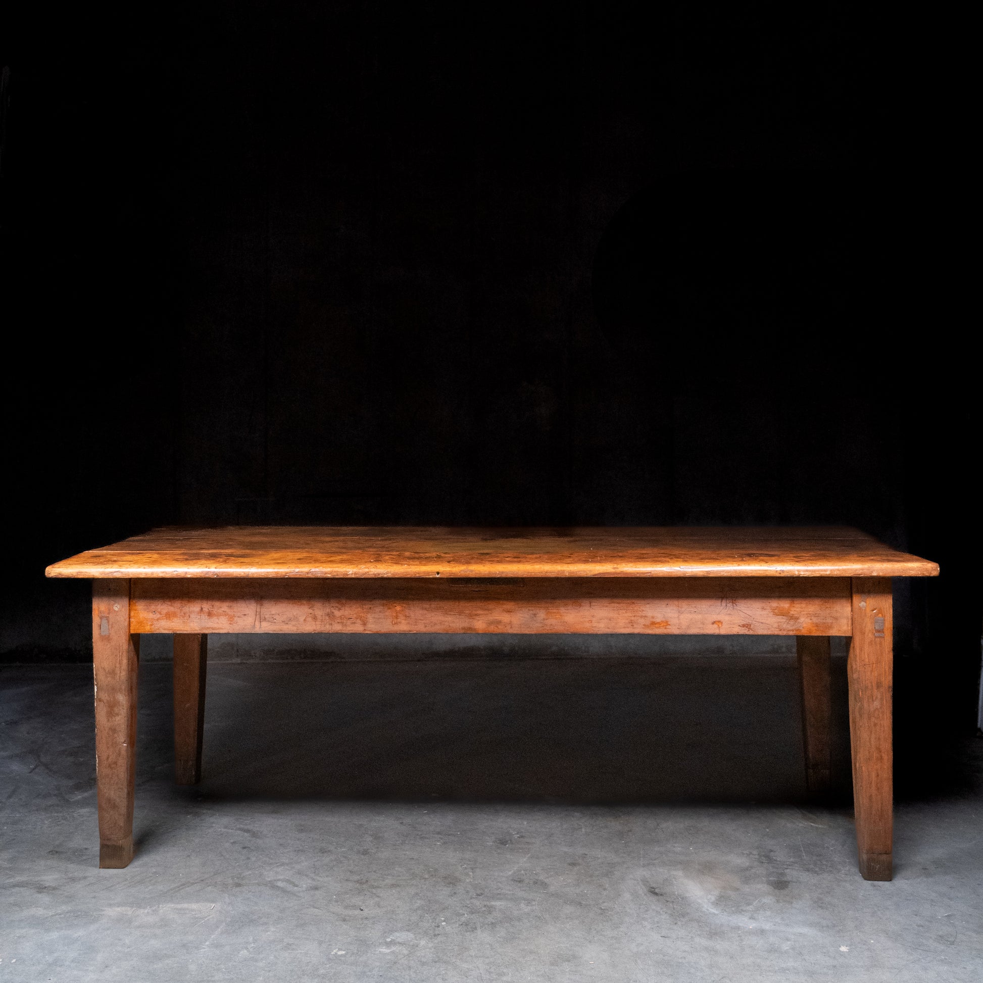 table | Scott Landon Antiques and Interiors.