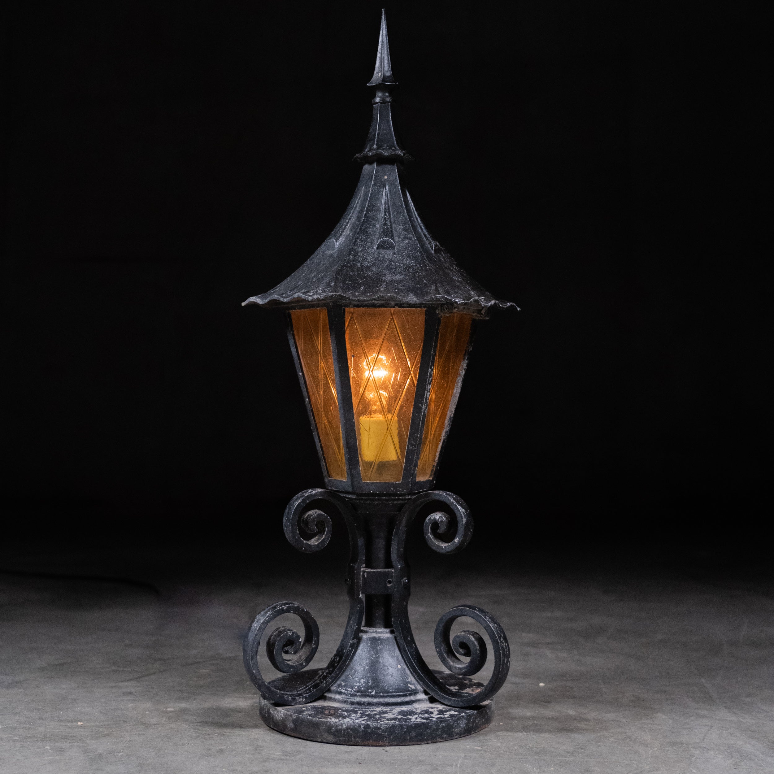 lamp post lanterns | Scott Landon Antiques and Interiors.